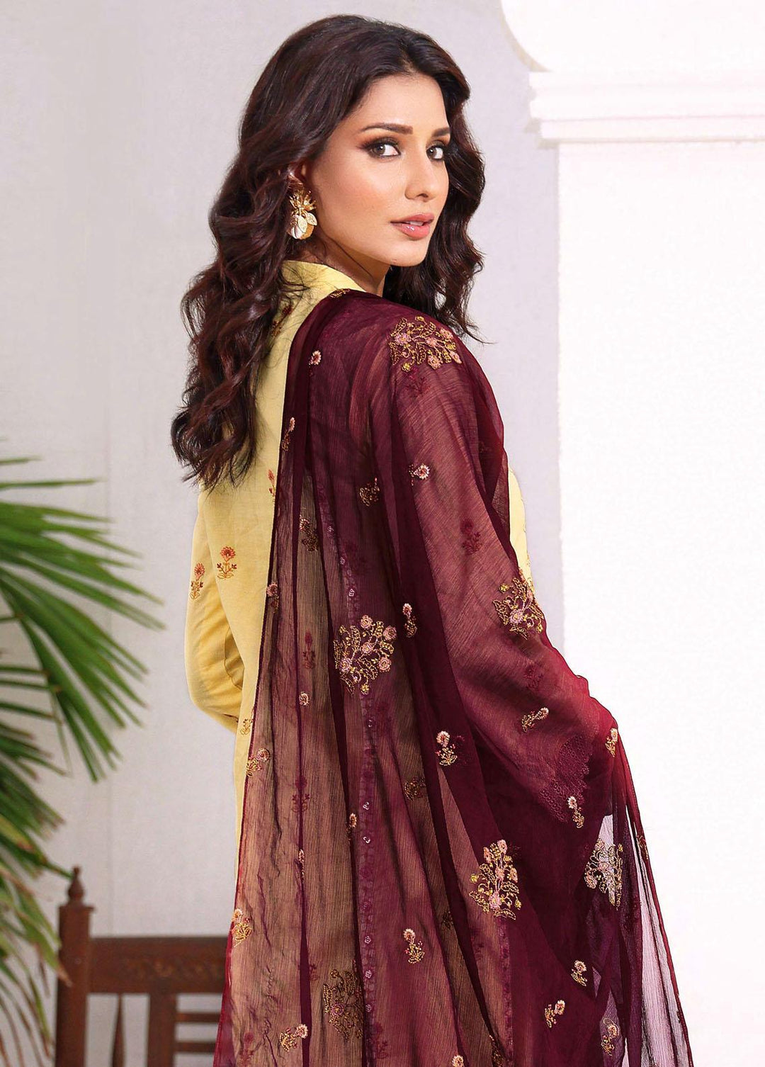 Fasana By Aahang Embroidered Lawn Suits Unstitched 3 Piece ANG23F Azal - Summer Collection