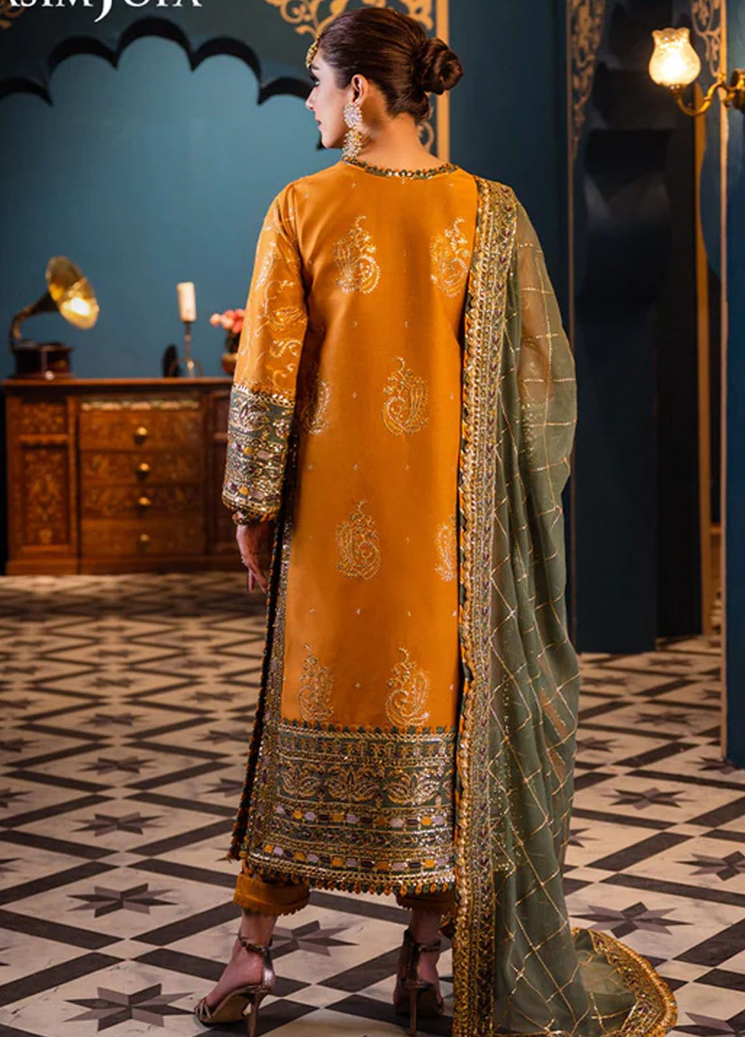 Fasana-e-Ishq By Asim Jofa Embroidered Lawn Suit Unstitched 3 Piece AJ24F AJFI-26 - Luxury Collection