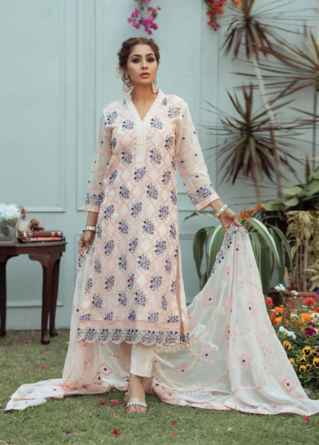 LA FLORA By Fascino Embroidered Chiffon Suits Unstitched 3 Piece FN22-LF3 VINTAGE GLOW - Luxury Collection