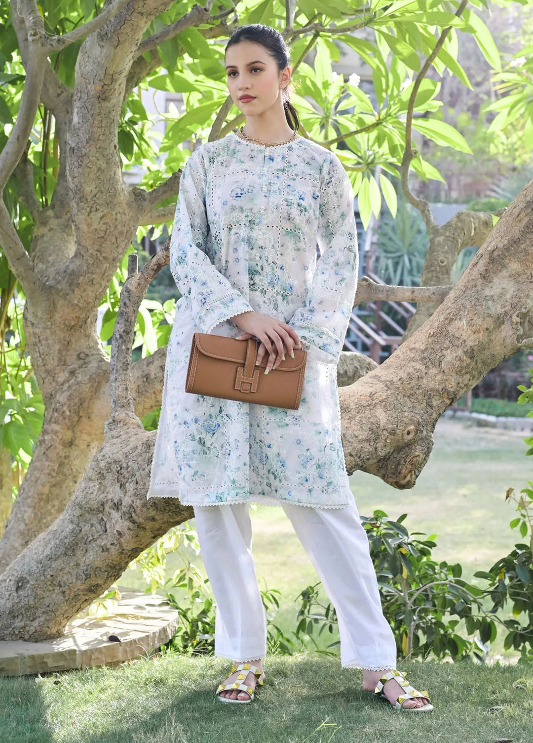 Fascino Pret Embroidered Silk 2 Piece Suit Lily