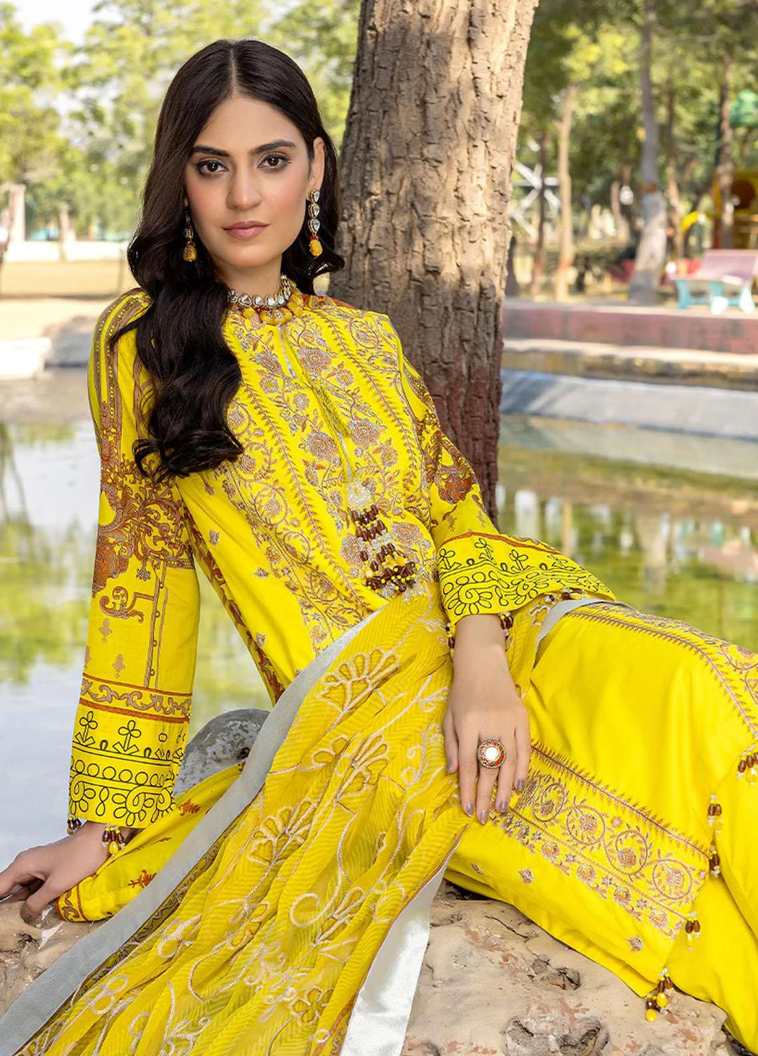 Faustina By Salitex Embroidered Lawn Suits Unstitched 3 Piece ST23F WK-01091BUT - Summer Collection