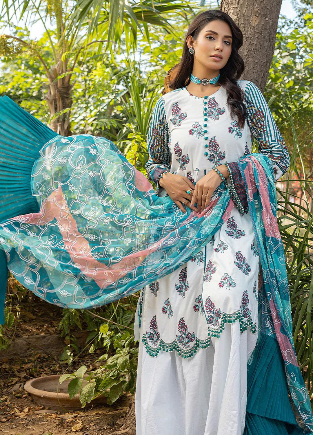 Faustina By Salitex Embroidered Lawn Suits Unstitched 3 Piece ST23F WK-01092BUT - Summer Collection