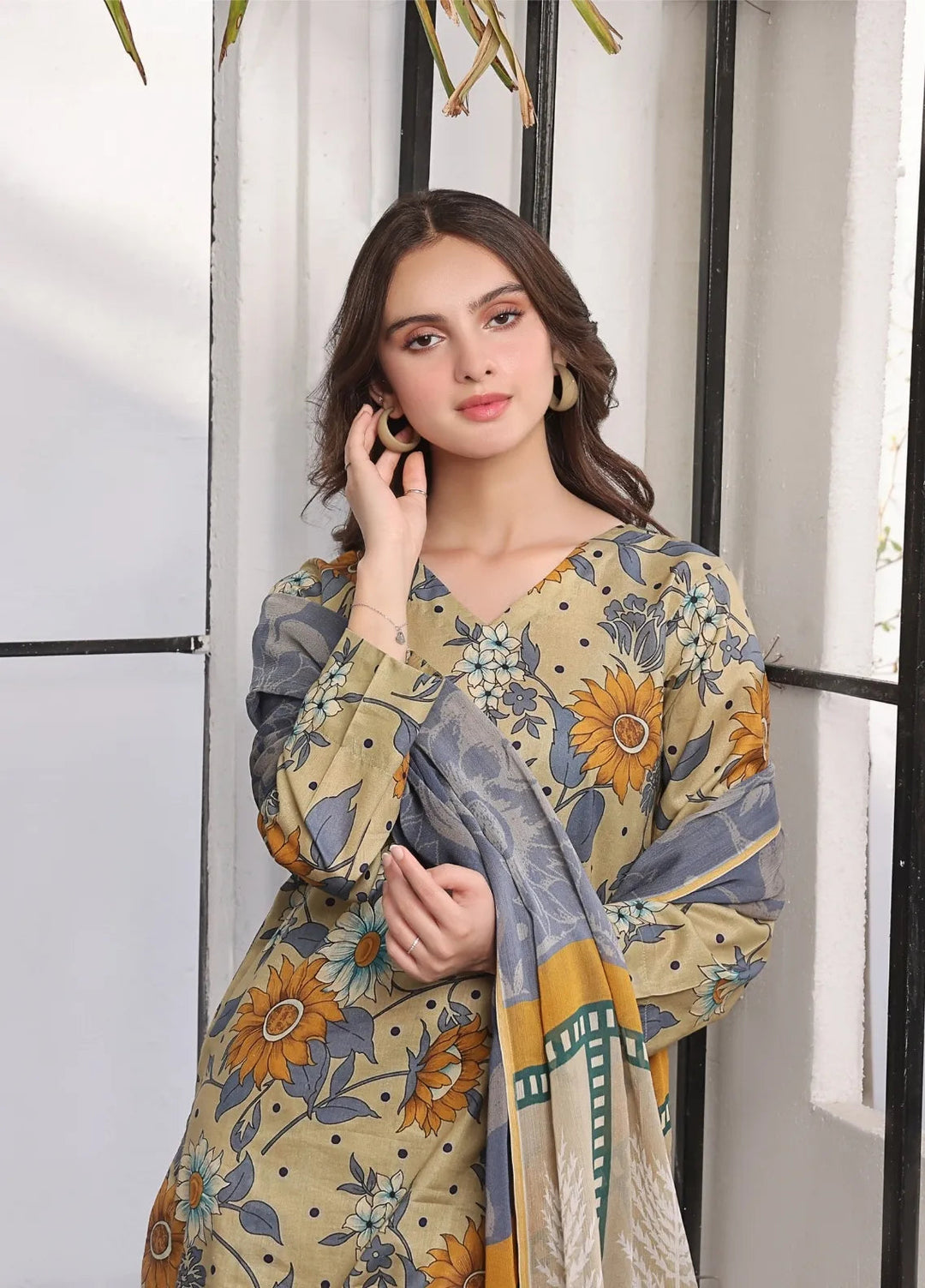 Feathers Pret Printed Lawn 3 Piece Suit Catelyn