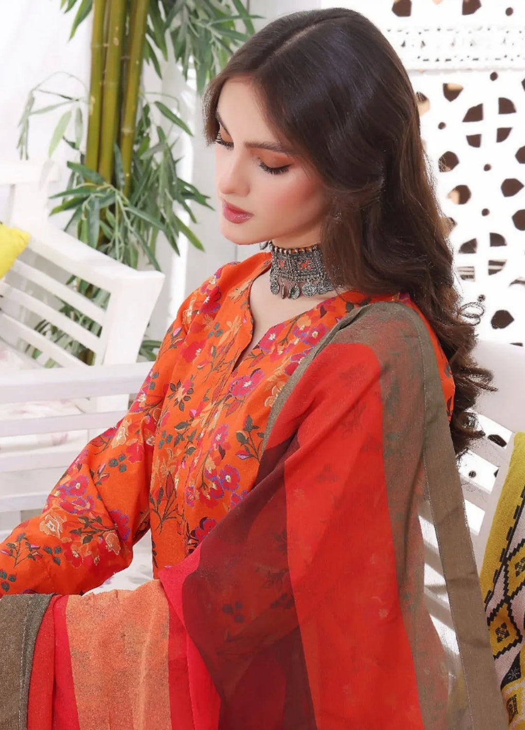 Feathers Pret Printed Lawn 3 Piece Suit Cemre