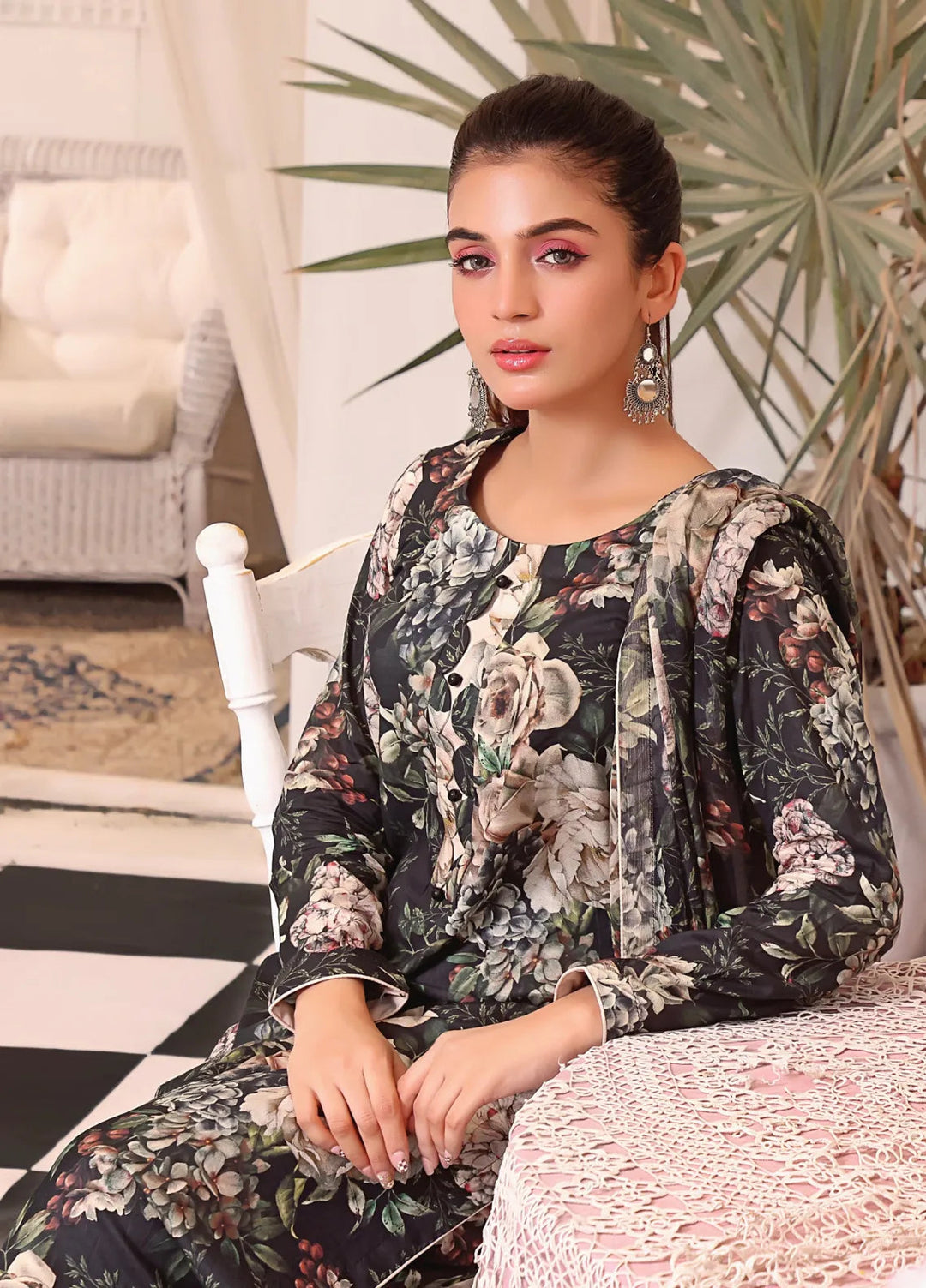 Feathers Pret Printed Lawn 3 Piece Suit Chandi