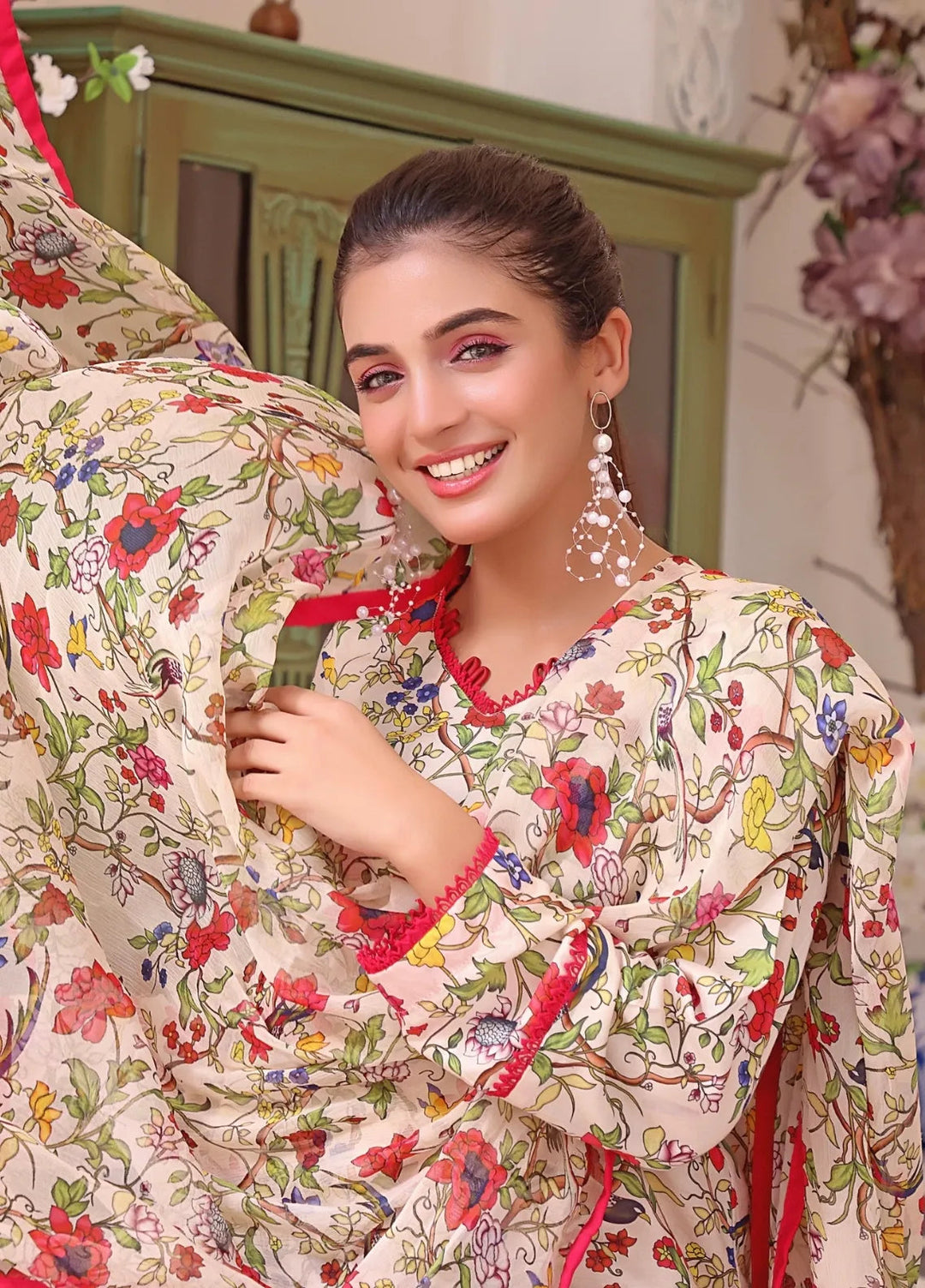 Feathers Pret Printed Lawn 3 Piece Suit Fatin