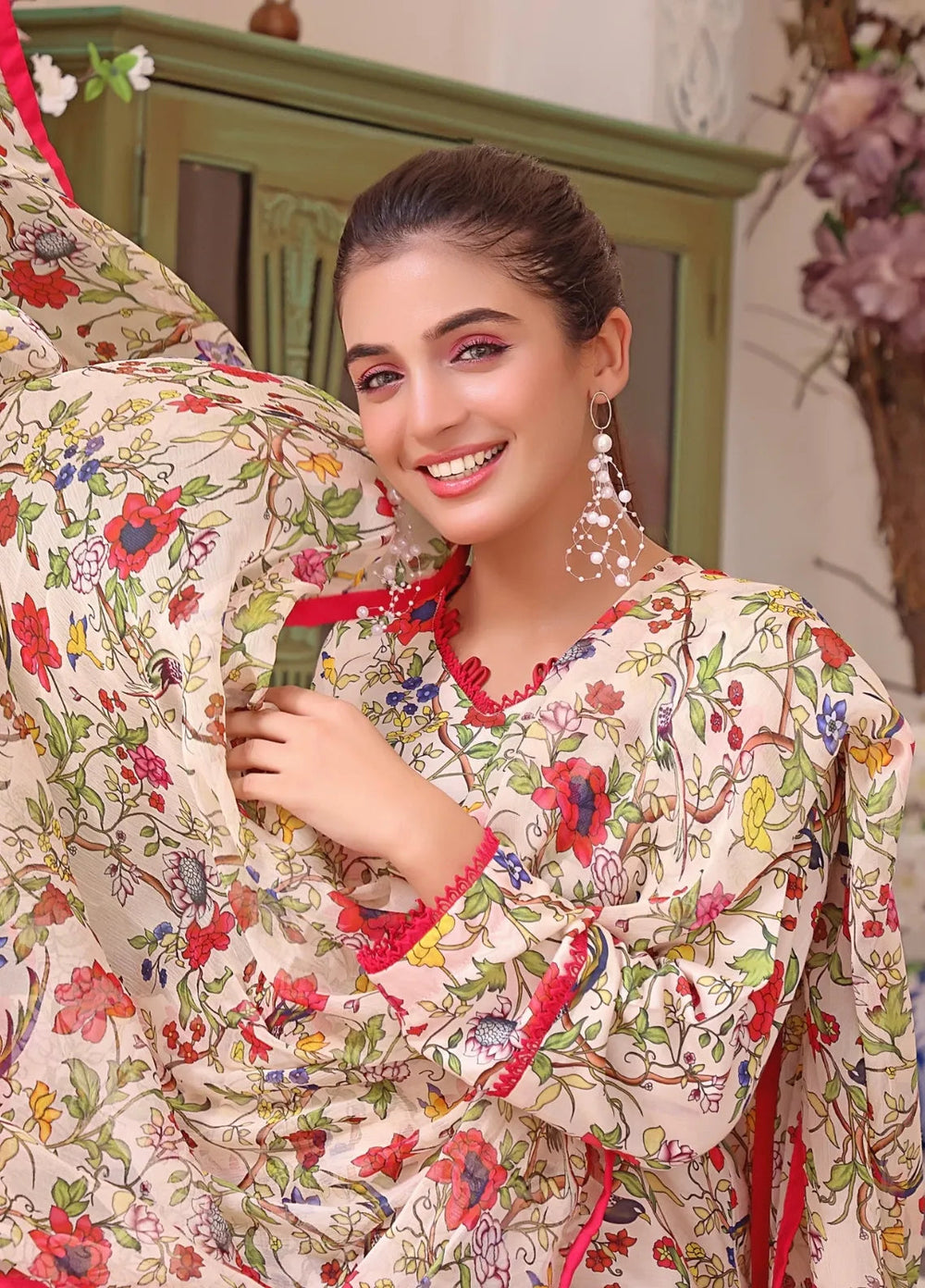 Feathers Pret Printed Lawn 3 Piece Suit Fatin