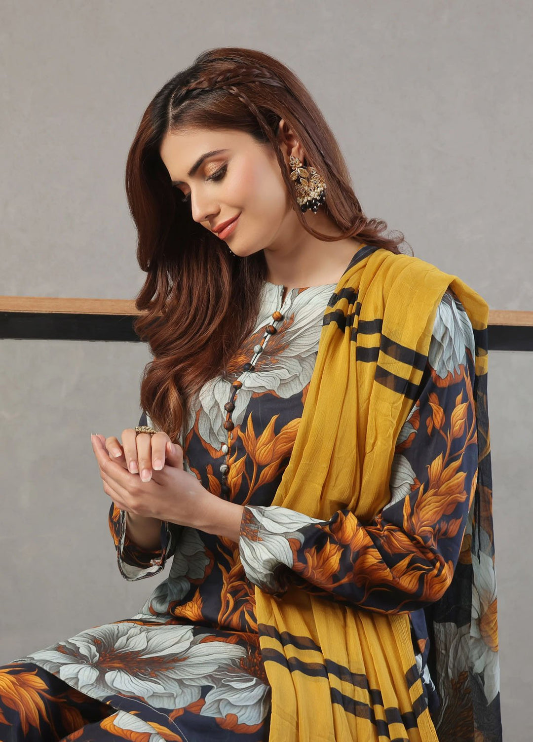 Feathers Pret Printed Lawn 3 Piece Suit Felix