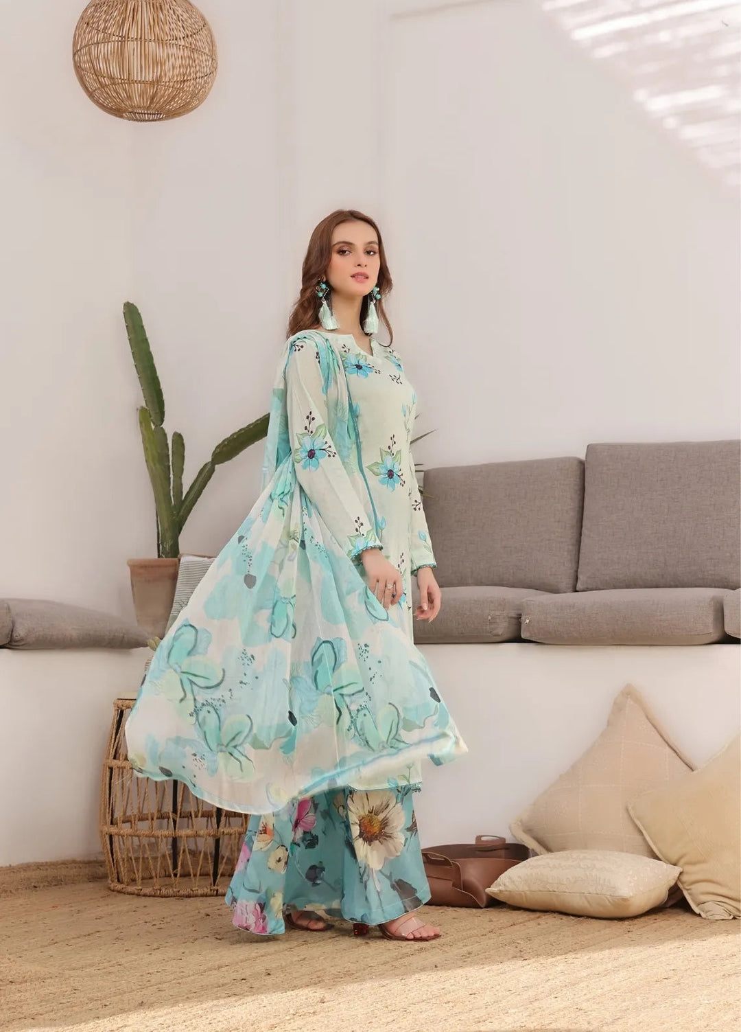 Feathers Pret Printed Lawn 3 Piece Suit Garcia