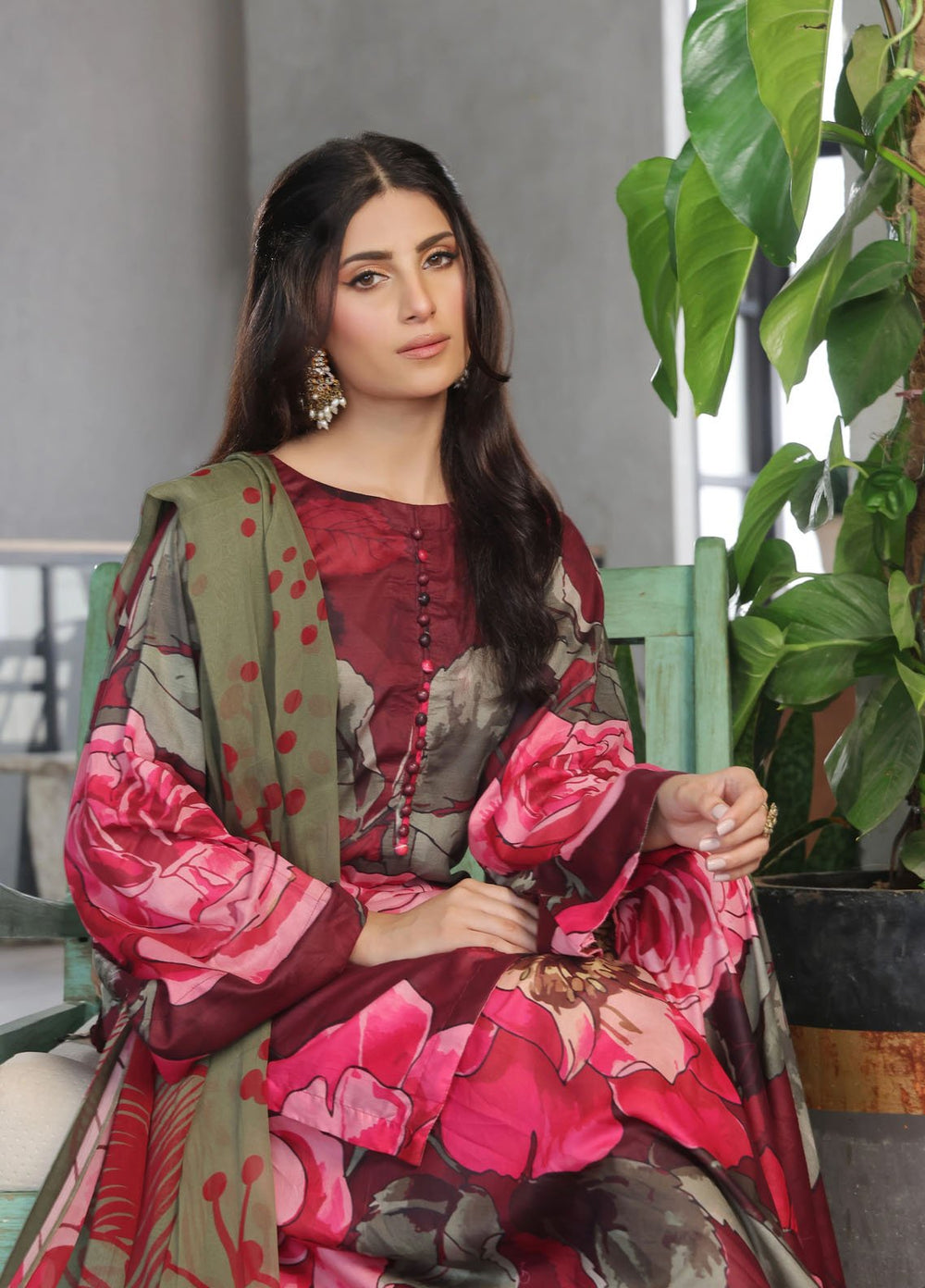 Feathers Pret Printed Lawn 3 Piece Suit Gulrooh