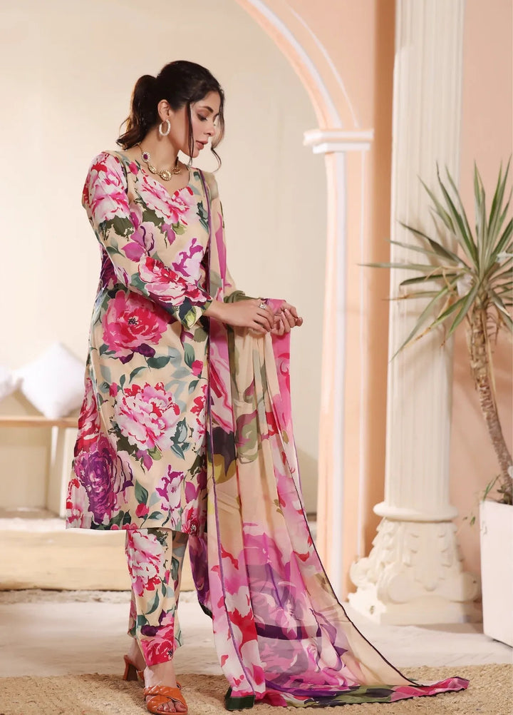 Feathers Pret Printed Lawn 3 Piece Suit Lemon Bunch