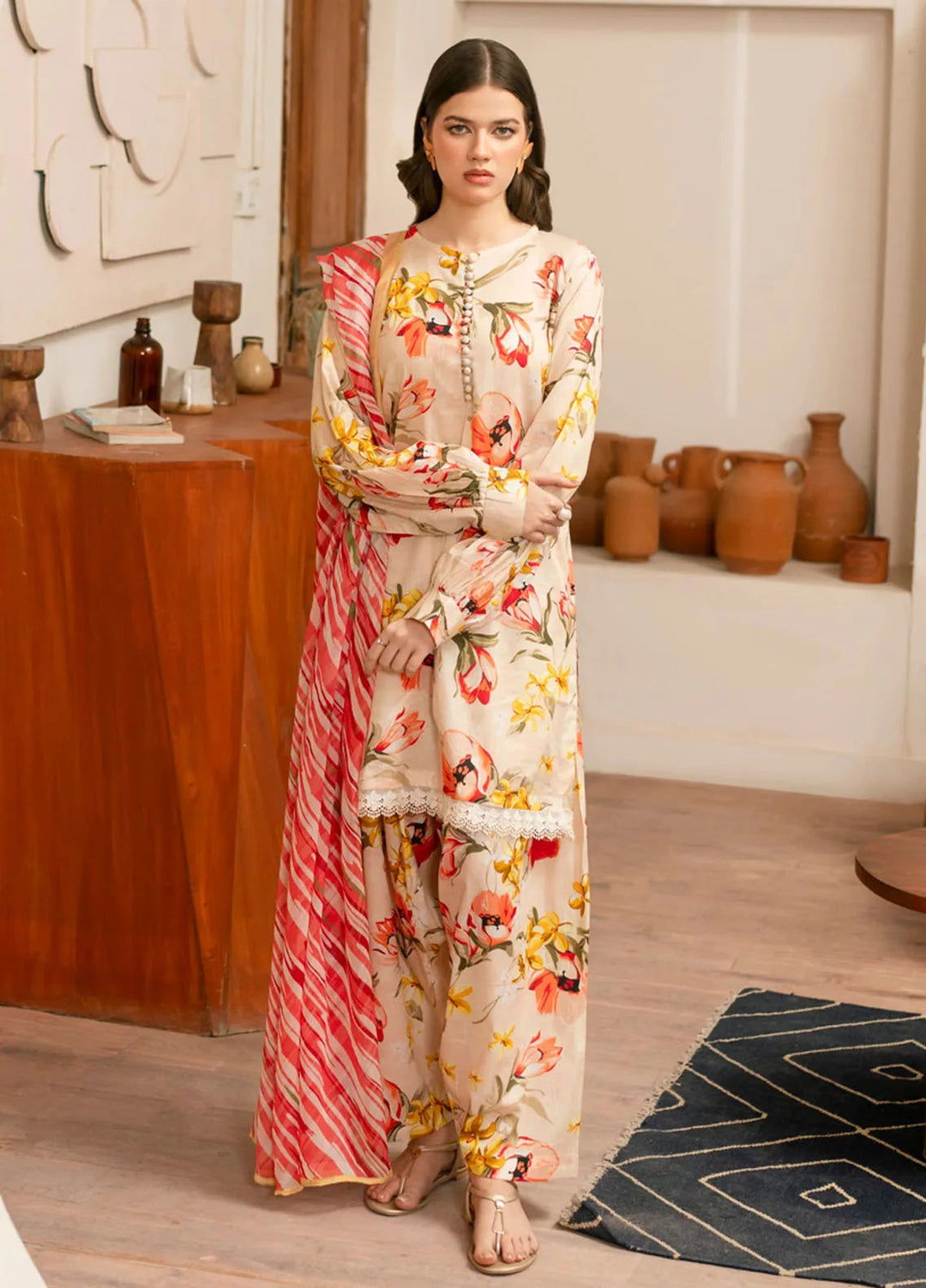 Feathers Pret Printed Lawn 3 Piece Suit Luxor