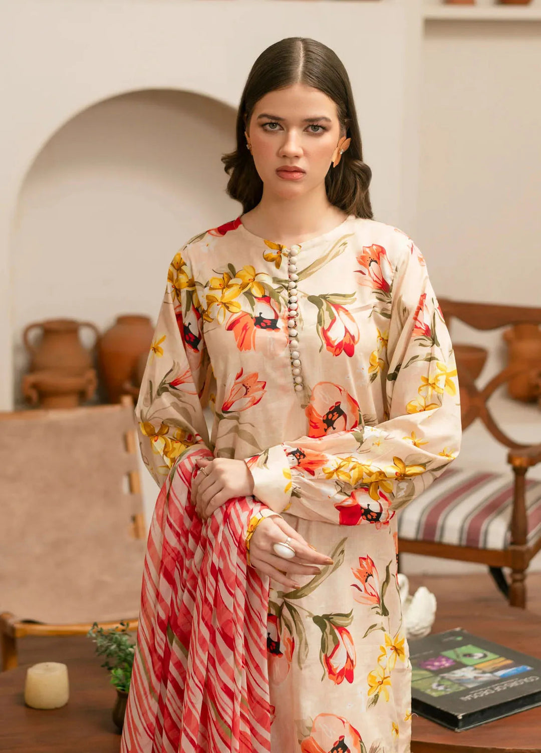 Feathers Pret Printed Lawn 3 Piece Suit Luxor