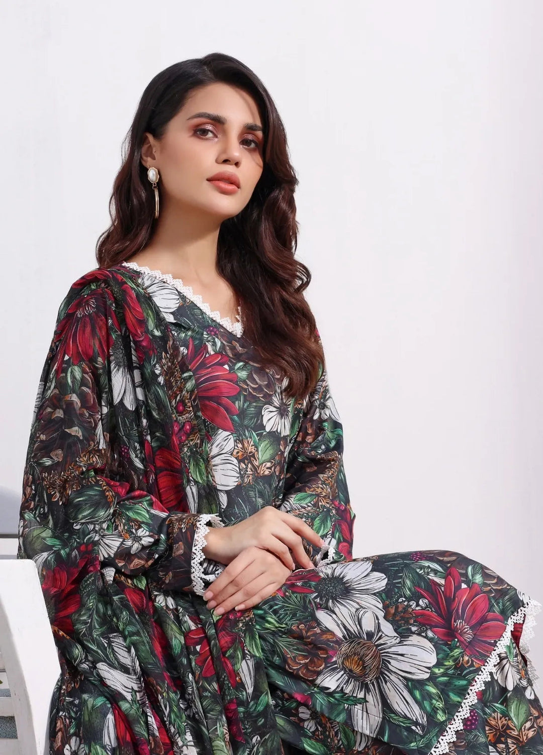 Feathers Pret Printed Lawn 3 Piece Suit Nawal