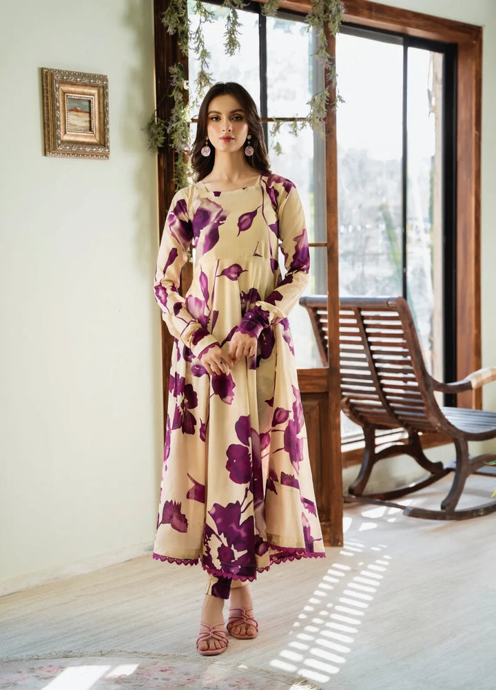 Feathers Pret Printed Lawn 3 Piece Suit Nuage