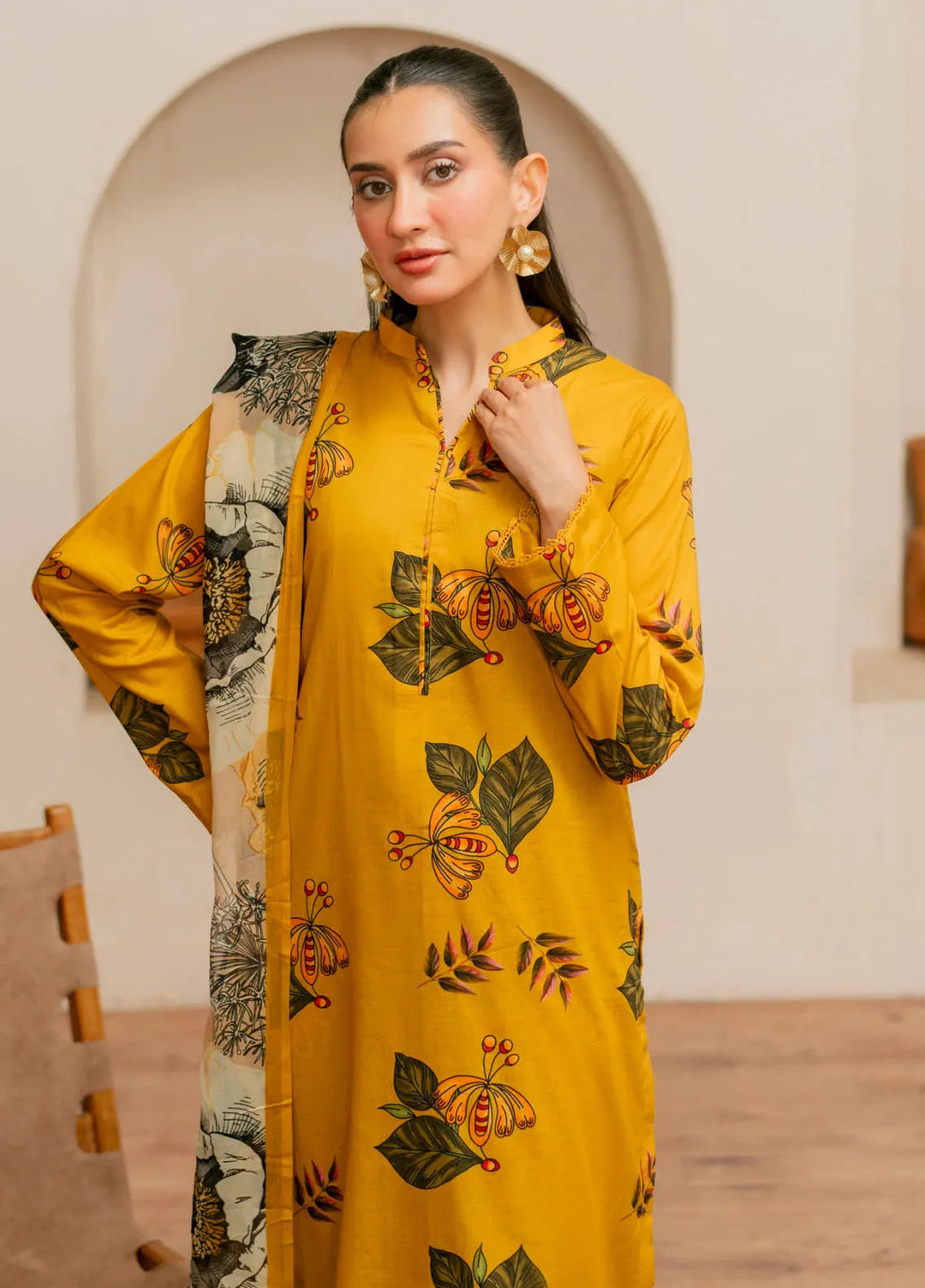 Feathers Pret Printed Lawn 3 Piece Suit Orlin