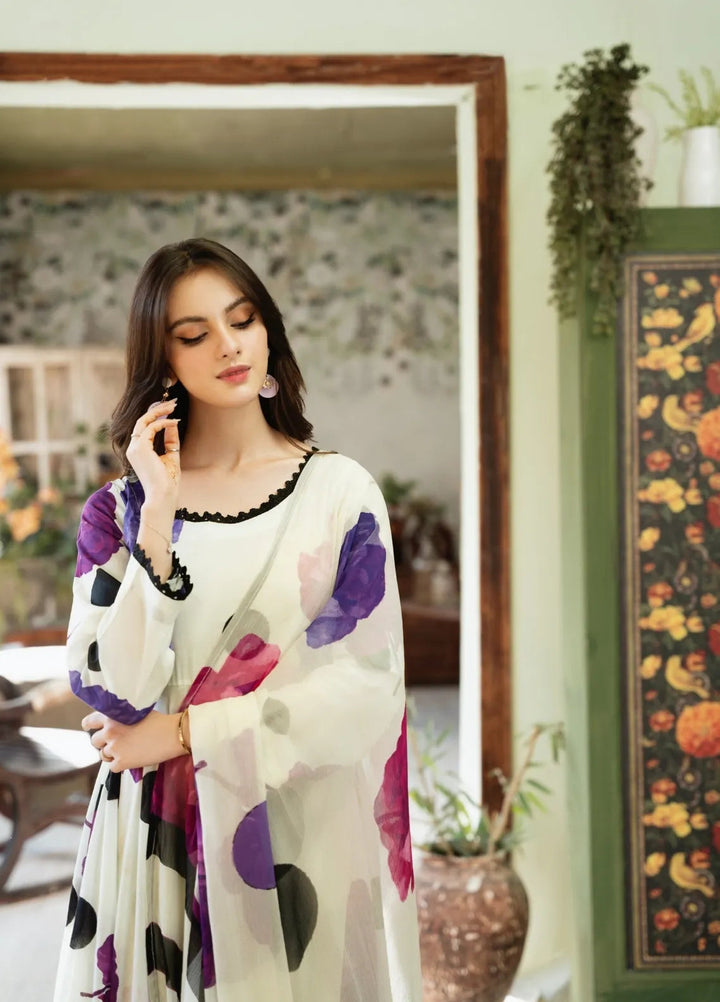 Feathers Pret Printed Lawn 3 Piece Suit Polka