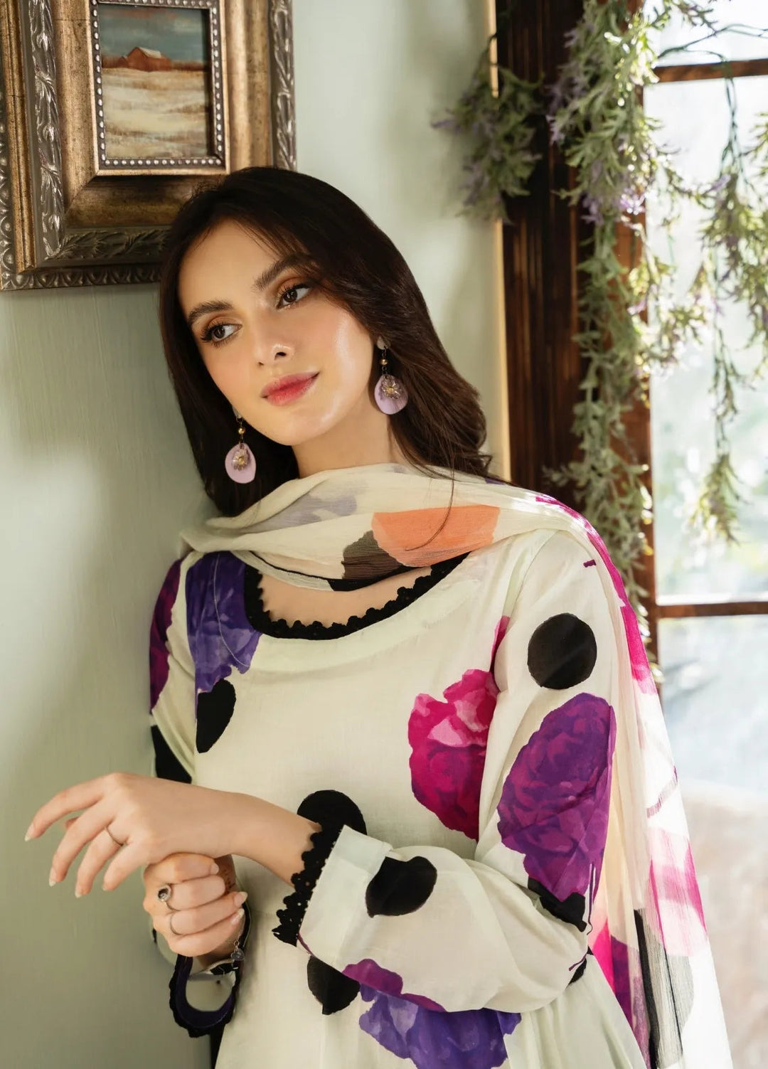 Feathers Pret Printed Lawn 3 Piece Suit Polka