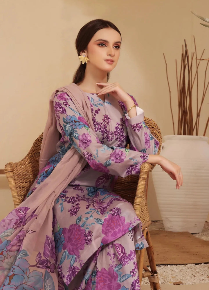 Feathers Pret Printed Lawn 3 Piece Suit Rebecca