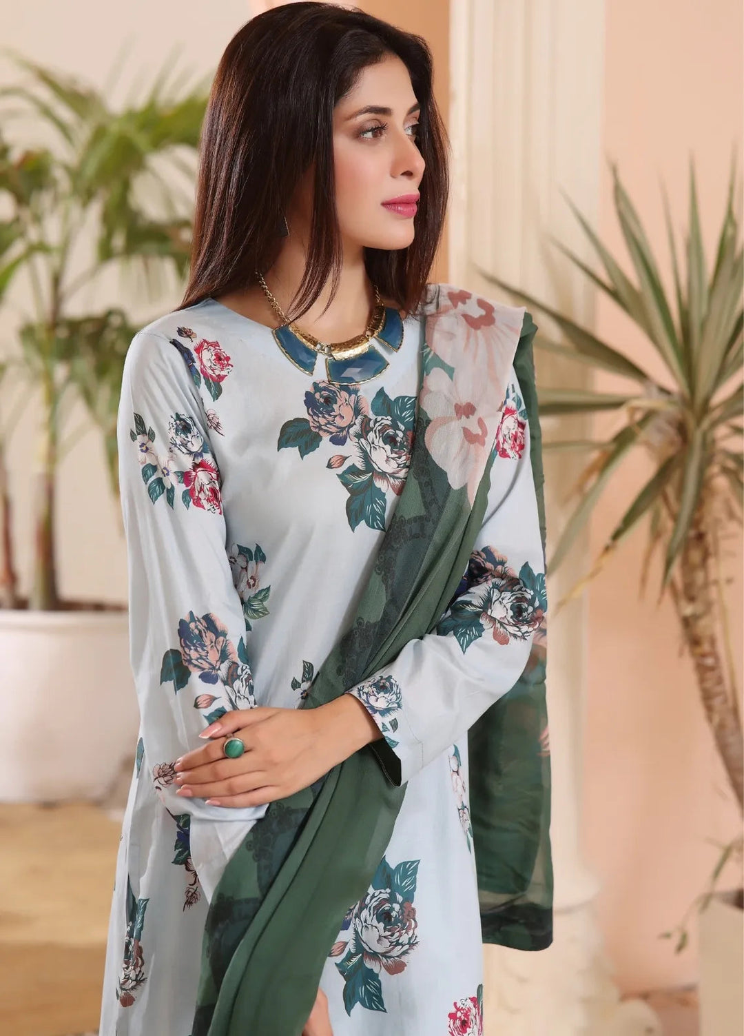 Feathers Pret Printed Lawn 3 Piece Suit Sandy Veil-Ft227