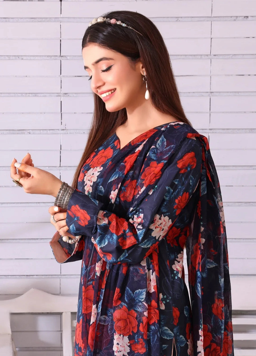 Feathers Pret Printed Lawn 3 Piece Suit Serene