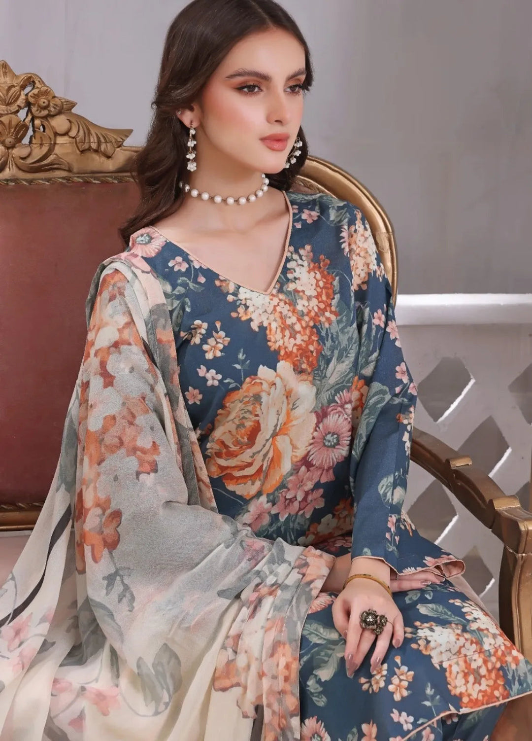 Feathers Pret Printed Lawn 3 Piece Suit Shams-U-Nisa