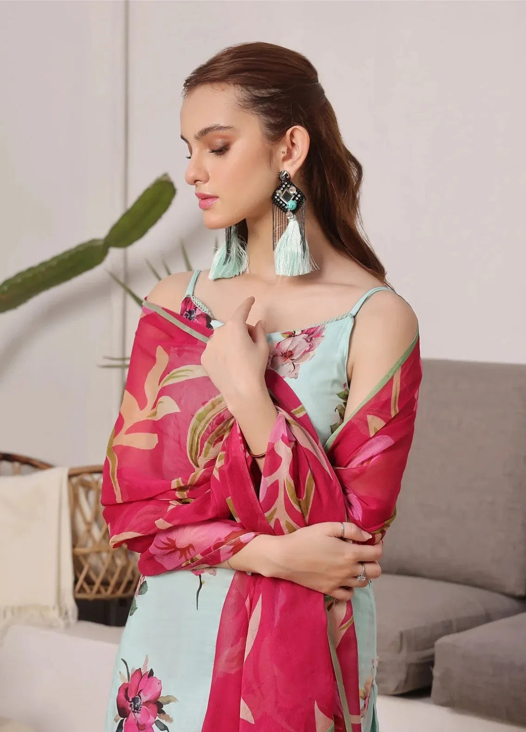 Feathers Pret Printed Lawn 3 Piece Suit Tricia