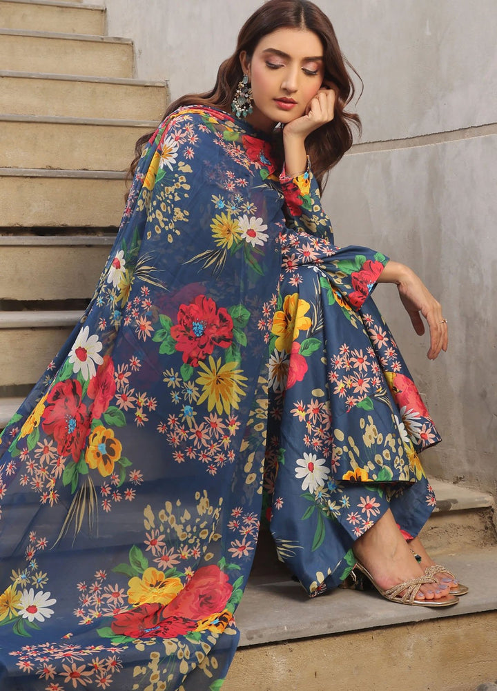 Feathers Pret Printed Lawn 3 Piece Suit Zarwyn