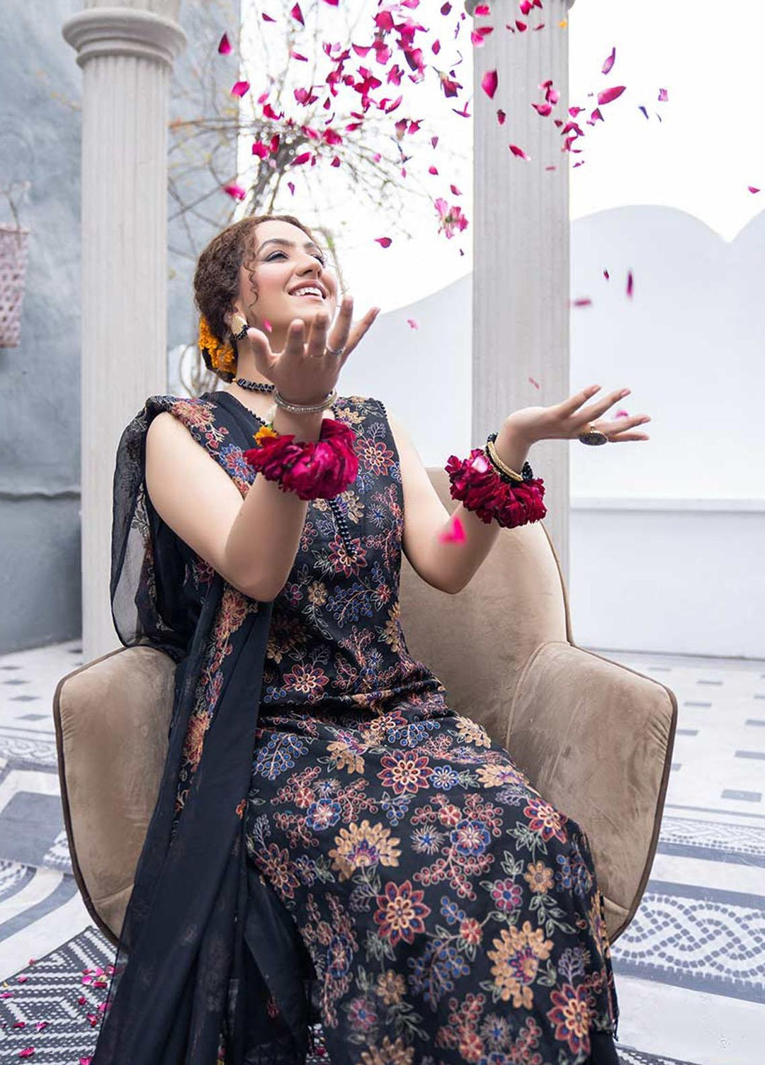 Feroza Embroidered Lawn Suits Unstitched 3 Piece FZ23LL D-02 - Spring / Summer Collection