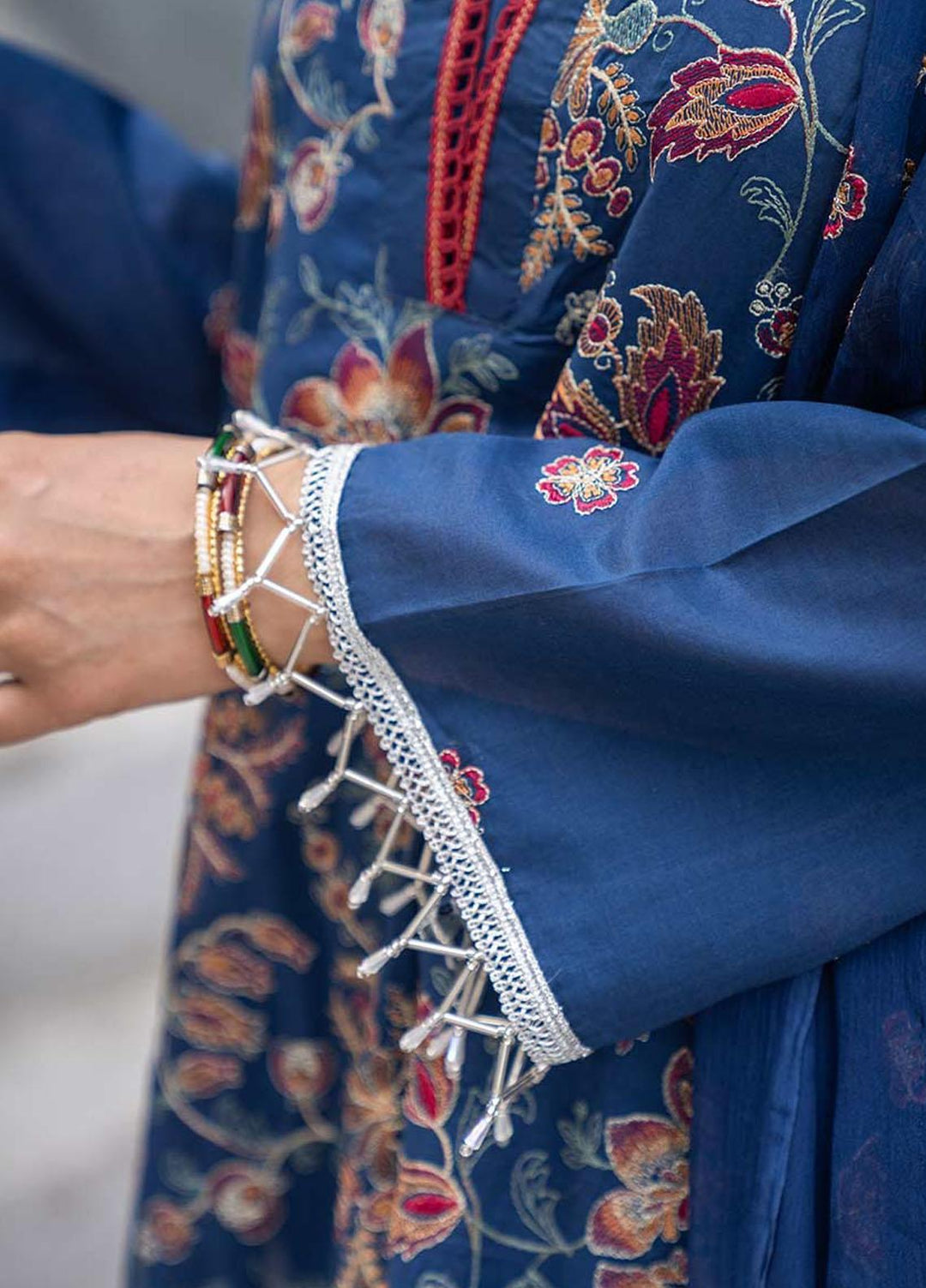 Feroza Embroidered Lawn Suits Unstitched 3 Piece FZ23LL D-07 - Spring / Summer Collection