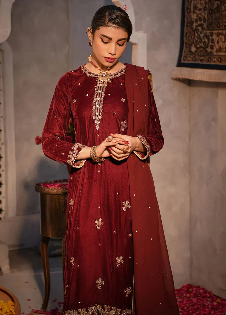 Fiona Pret Embroidered Velvet 3 Piece Suit Velvoria