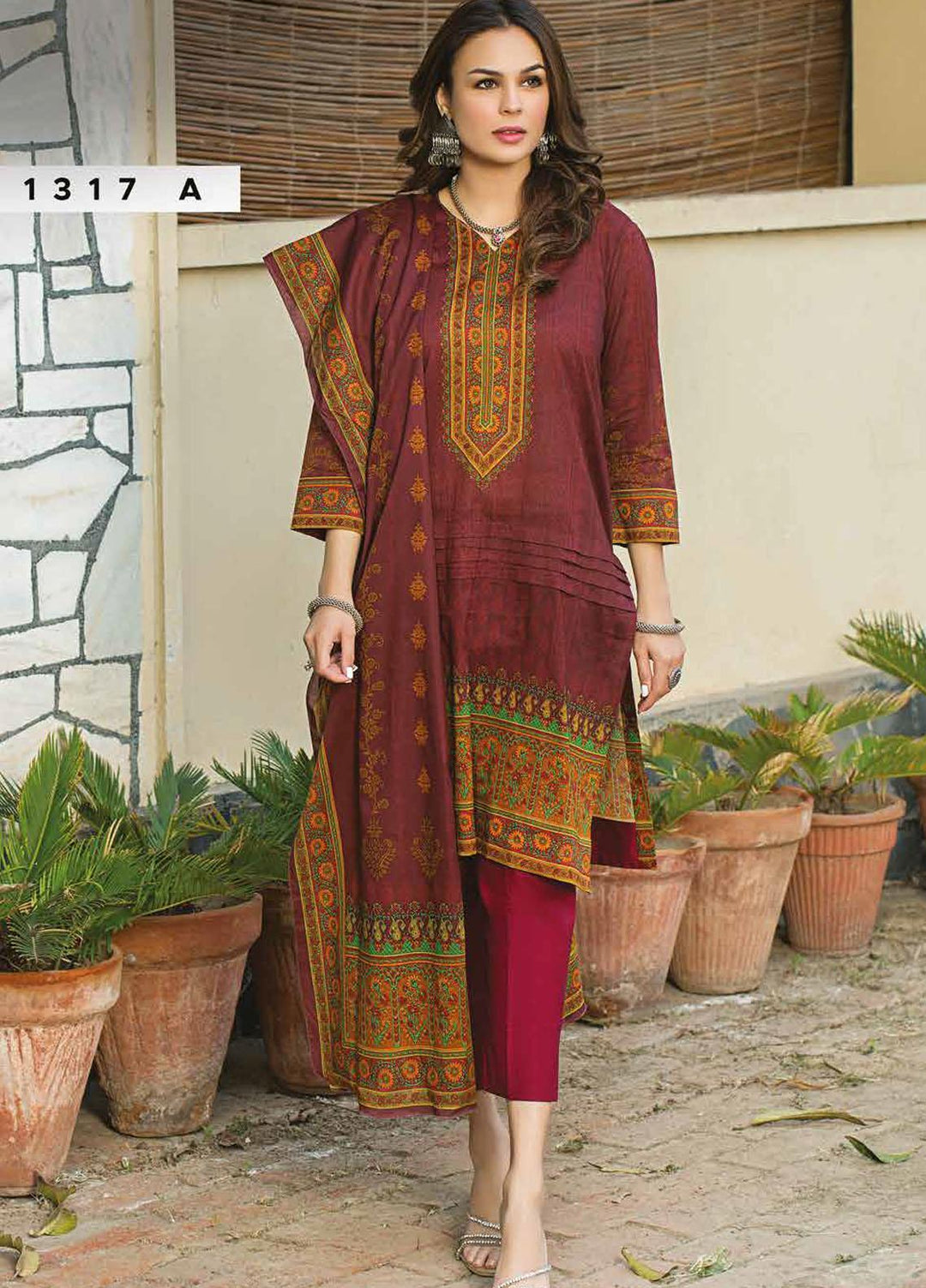 Five Star Printed Lawn Suits Unstitched 3 Piece FS22CL D-1317A - Summer Collection