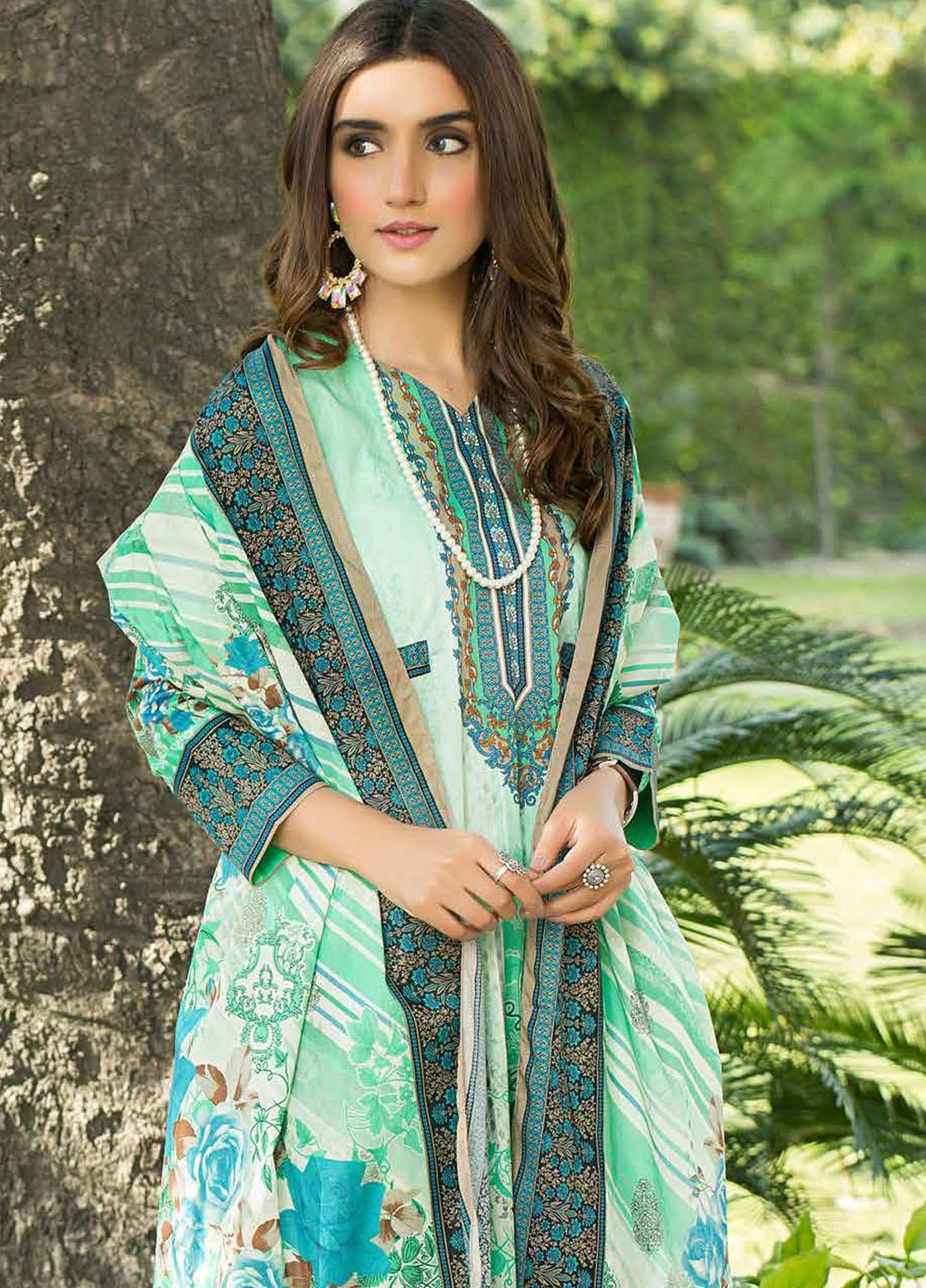 Five Star Printed Lawn Suits Unstitched 3 Piece FS22CL D-1319A - Summer Collection
