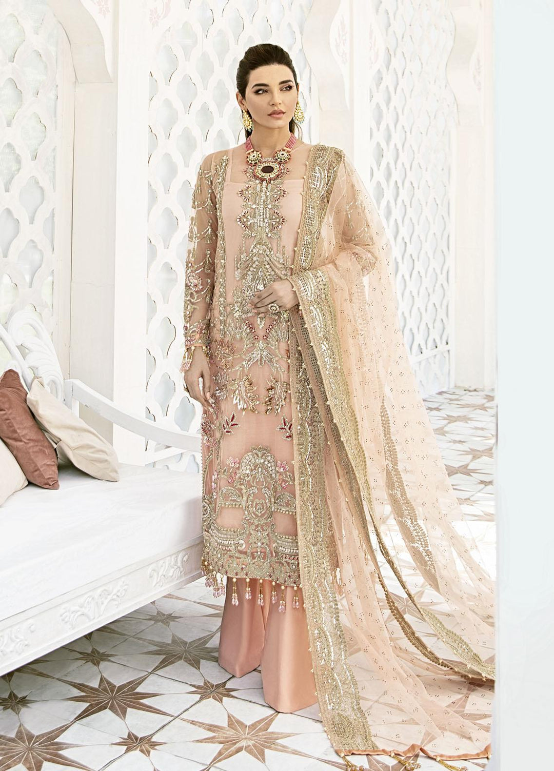 Gulaal Luxury Pret Embroidered Net 3 Piece Dress GL22FDR Voir