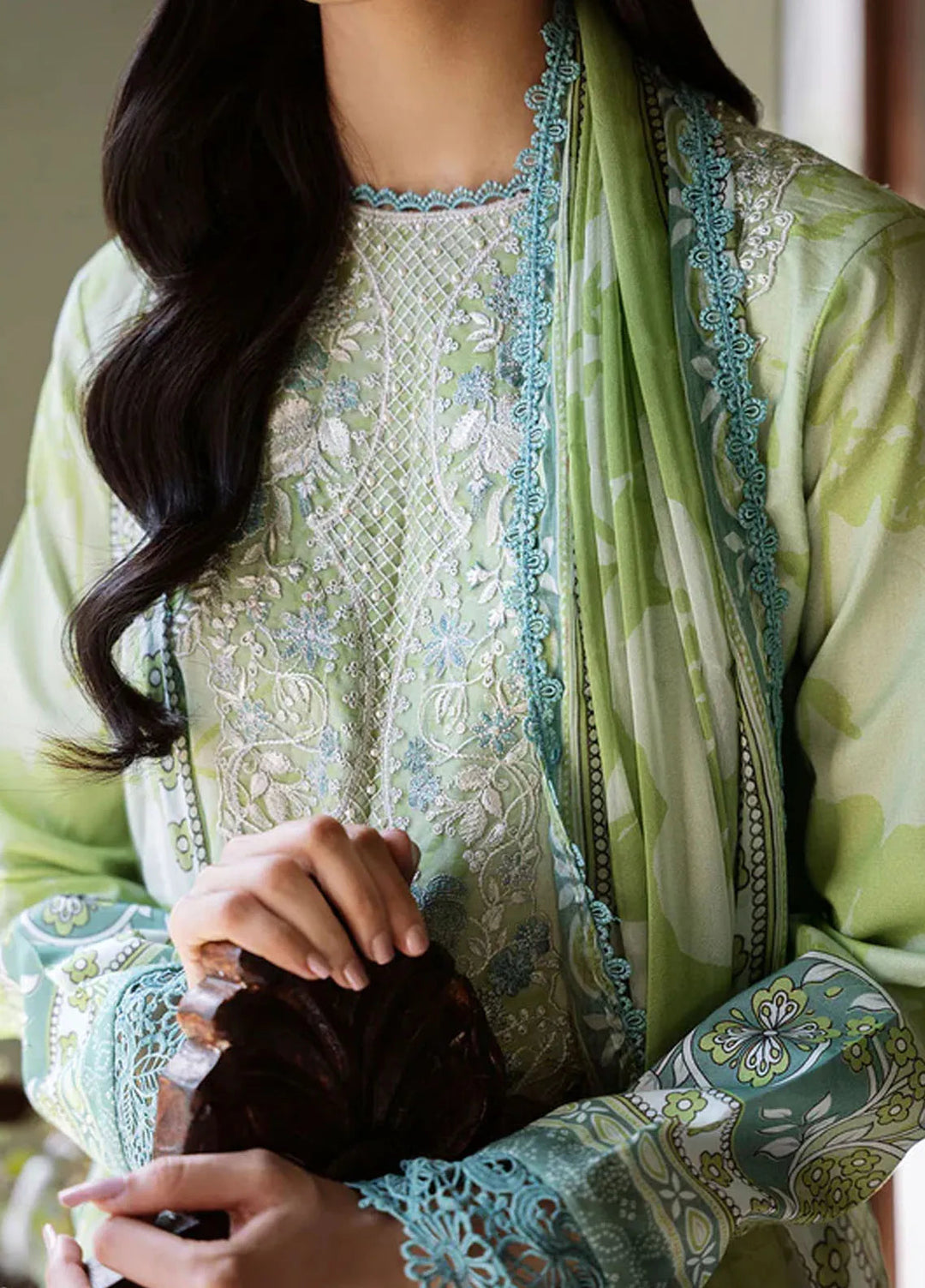 Flora by Roheenaz Printed Lawn Suit Unstitched 3 Piece RNZ24F RNP-05B Euphoria - Summer Collection