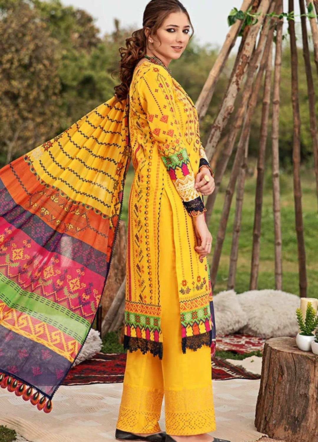 Florent Embroidered Lawn Suits Unstitched 3 Piece F21SV FL-17 - Summer Collection