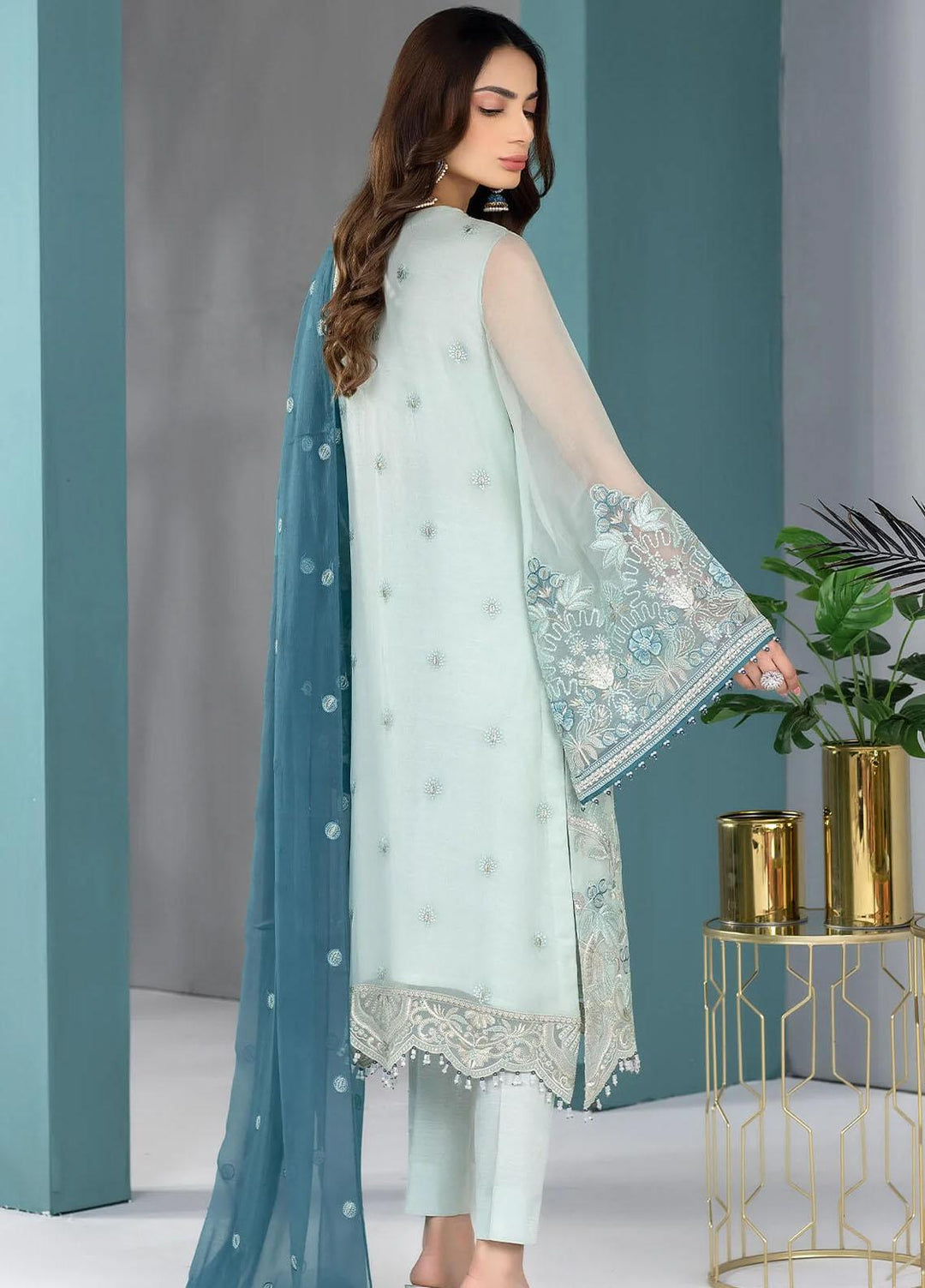 Flossie Embroidered Chiffon Suits Unstitched 3 Piece FS23EU K-1309 Skiey - Festive Collection