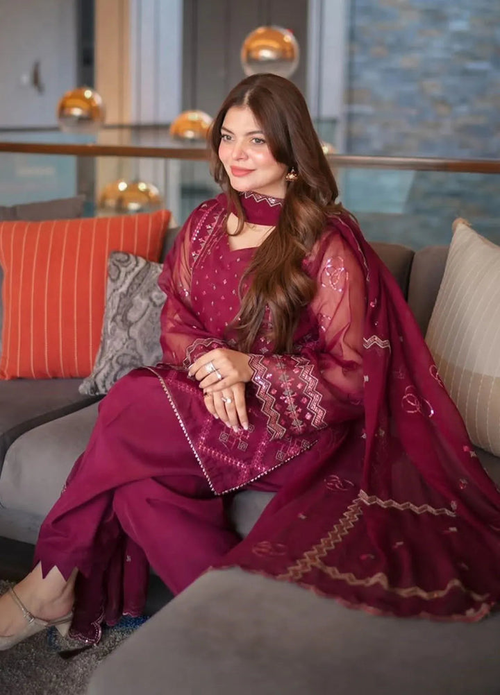 Fozia Khalid Pret Embroidered Organza 4 Piece Suit Maroon