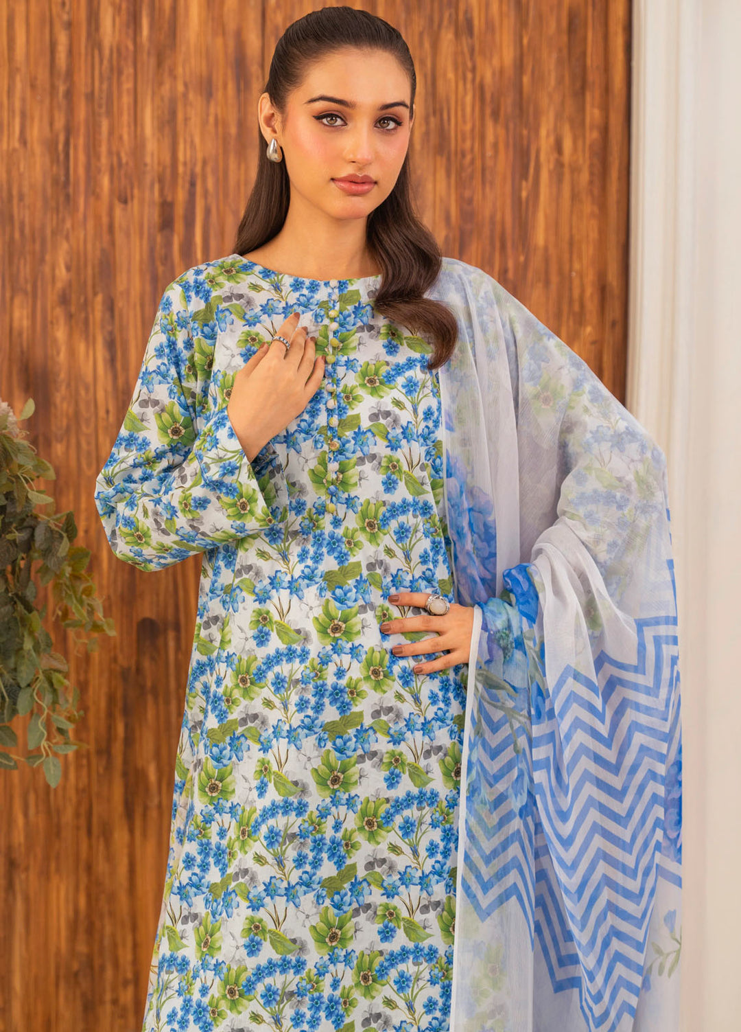 Frilly Flowers by Feathers Printed Lawn 3 Piece Suits Chromex