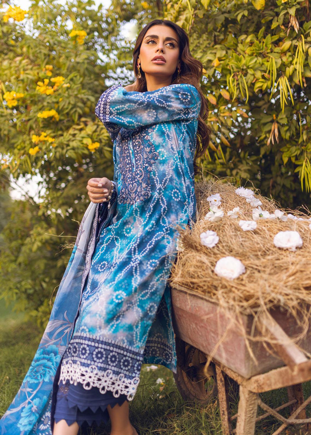 Gardenia by Nureh Embroidered Lawn Suits Unstitched 3 Piece NU23G NSG-88 - Summer Collection