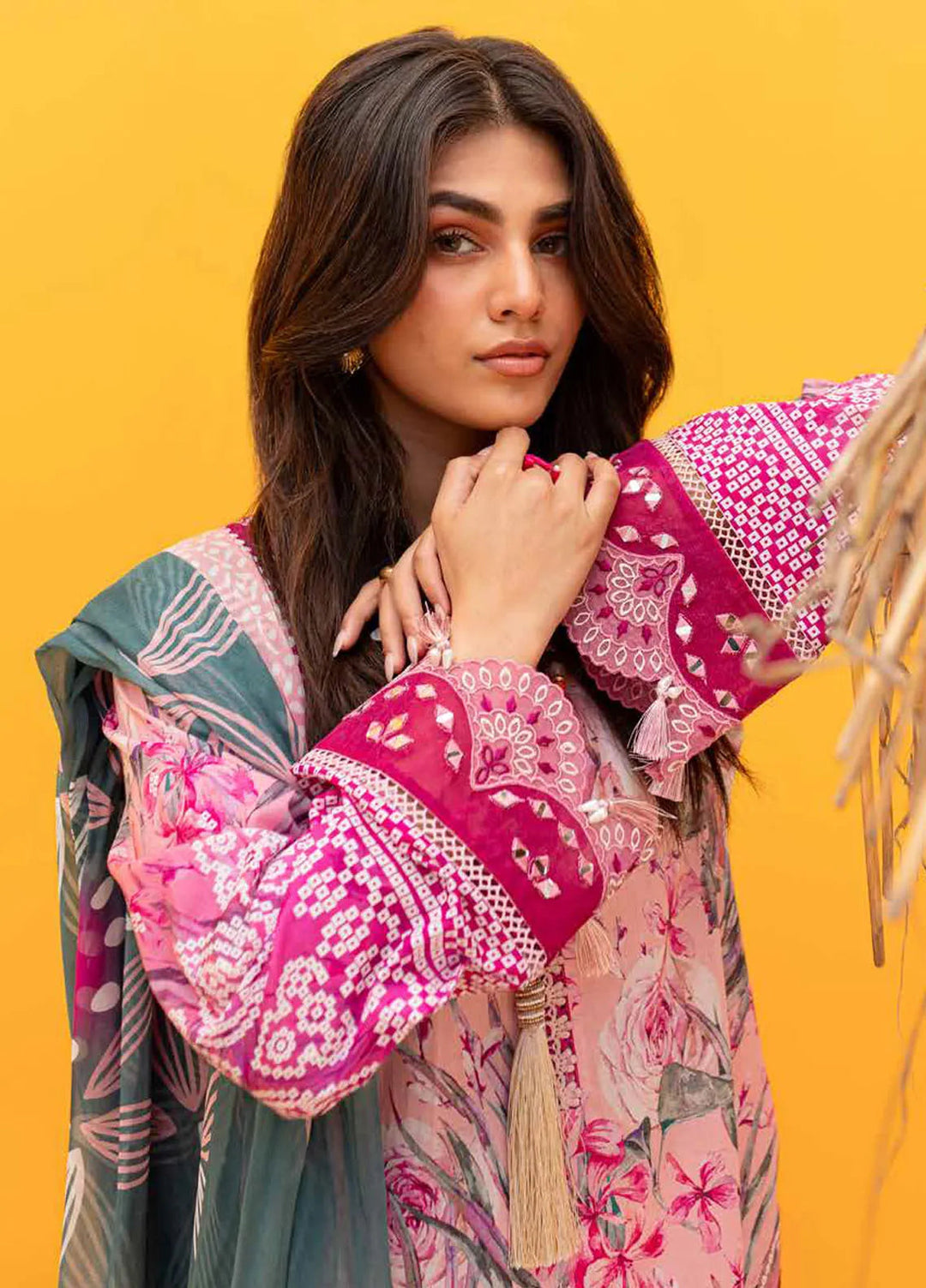 Gardenia By Nureh Embroidered Lawn Suit Unstitched 3 Piece NU24GU NS-135 - Summer Collection