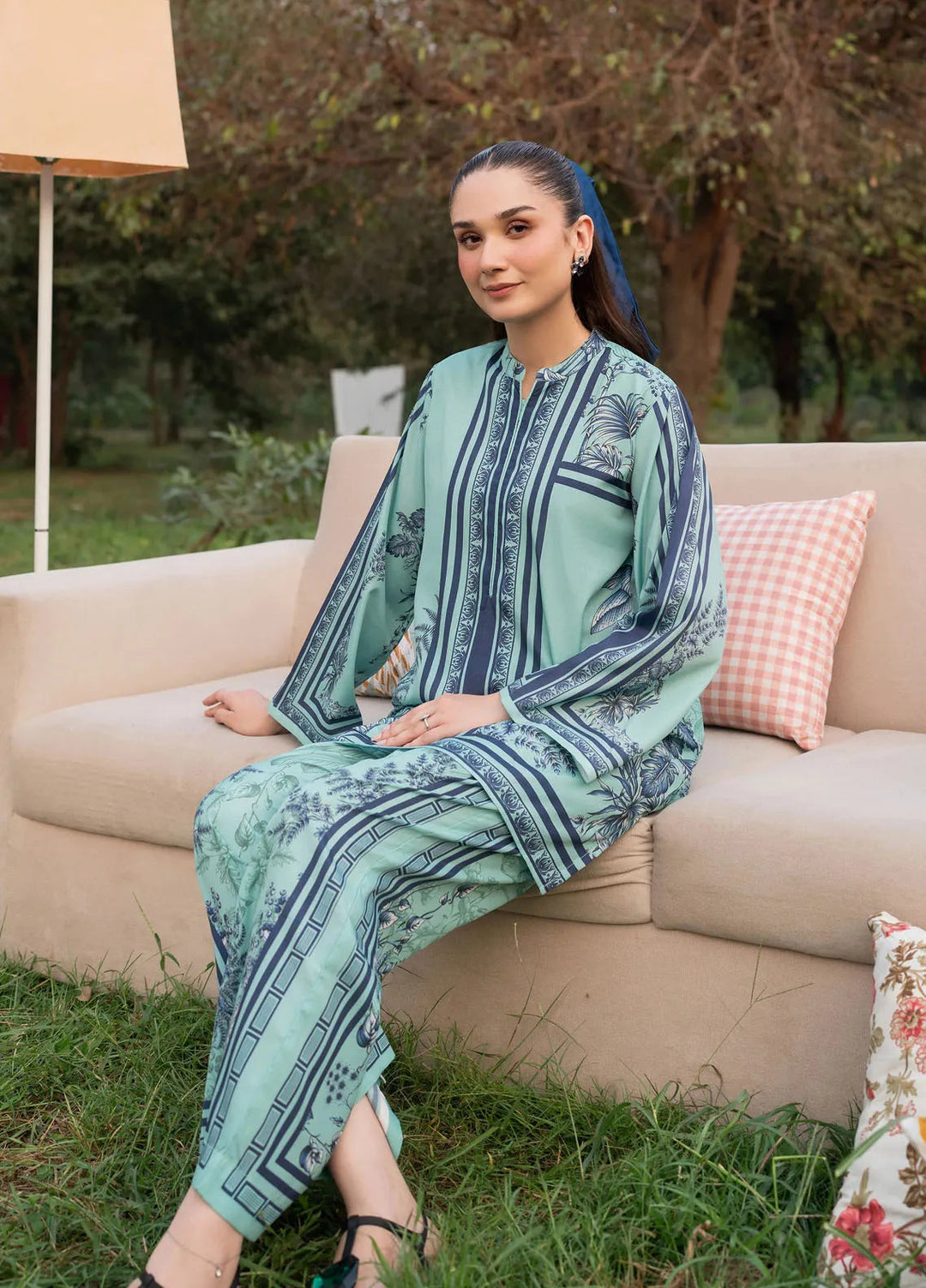 Garnet Pret Printed Khaddar 2 Piece Suit Odora
