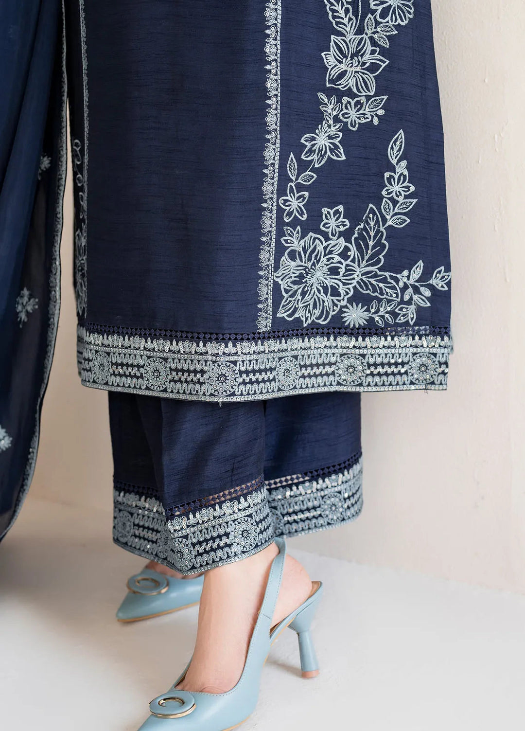 Garnet Pret Embroidered Raw Silk 3 Piece Suit Zarrin