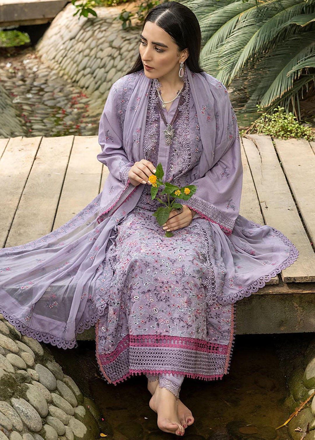 Ghuncha By Izel Embroidered Karandi Suits Unstitched 3 Piece IZL23G GEC-032 LOLITE - Winter Collection