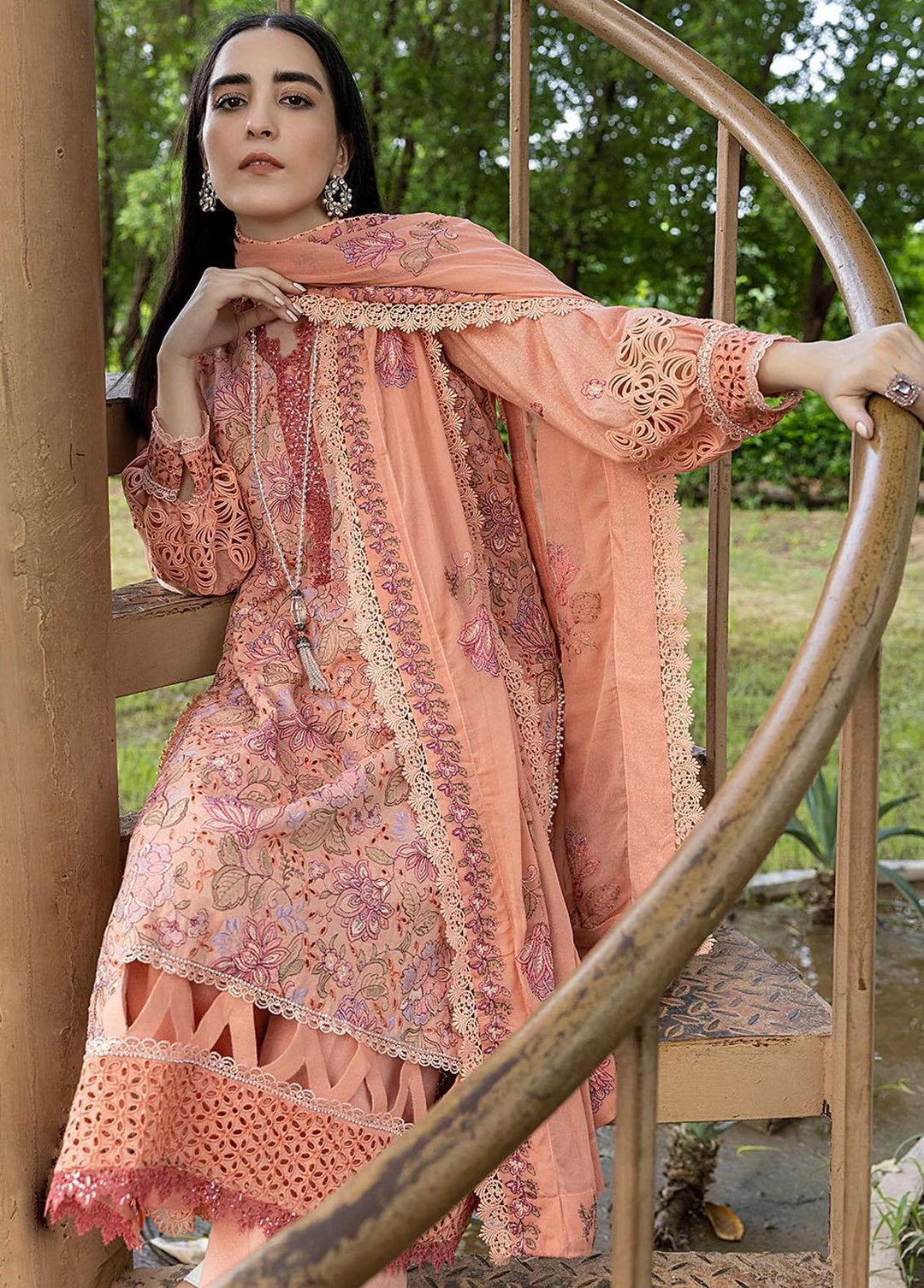Ghuncha By Izel Embroidered Karandi Suits Unstitched 3 Piece IZL23G GEC-033 SPINEL - Winter Collection