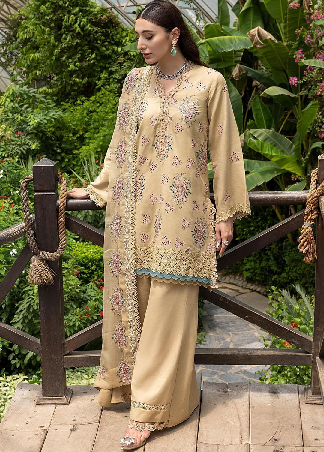 Ghuncha By Izel Embroidered Karandi Suits Unstitched 3 Piece IZL23G GEC-038 OLIVINE - Winter Collection