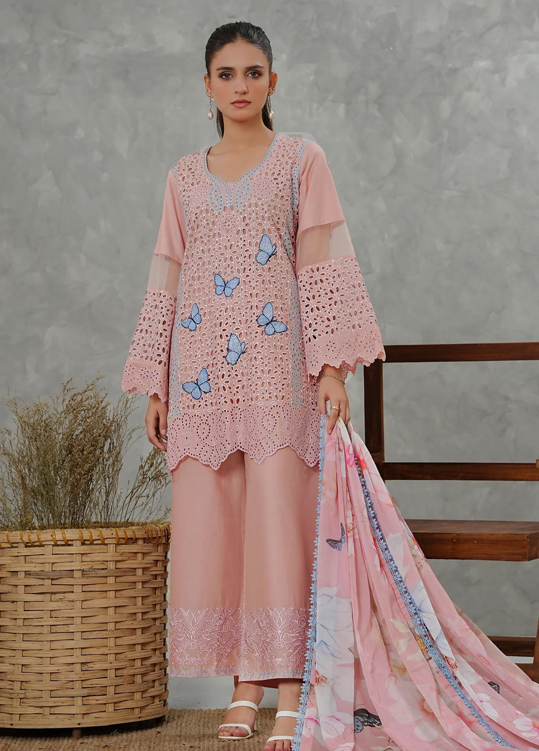 Madiha Gohar Pret Embroidered Lawn 3 Piece Dream Weaver