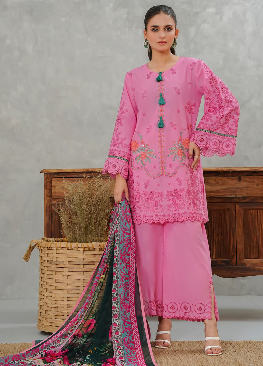 Madiha Gohar Pret Embroidered Lawn 3 Piece Floral Radiance