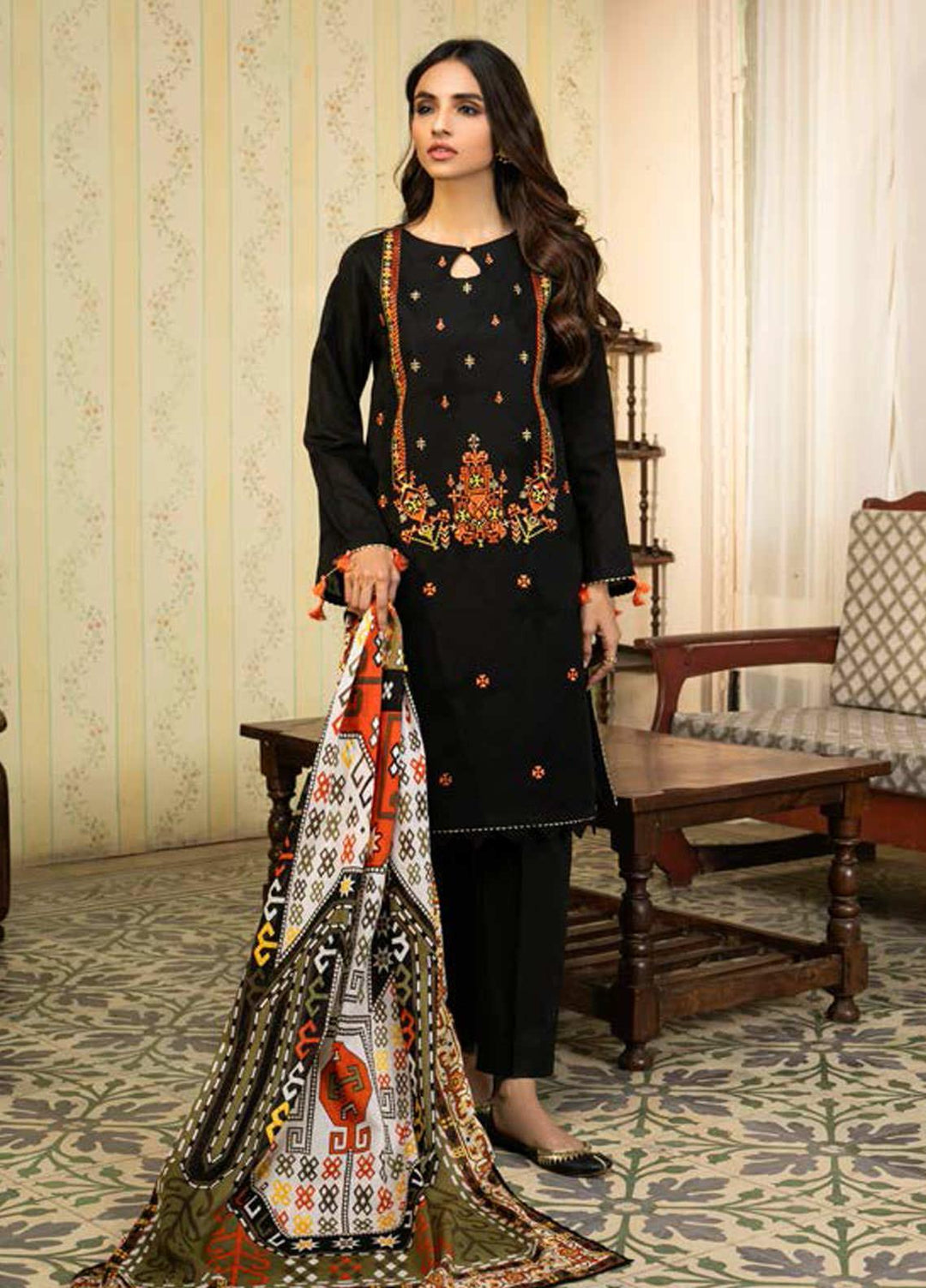 Guftagu by Orient Textiles Embroidered Jacquard Suits Unstitched 3 Piece OT21G D-052-Black - Festive Collection