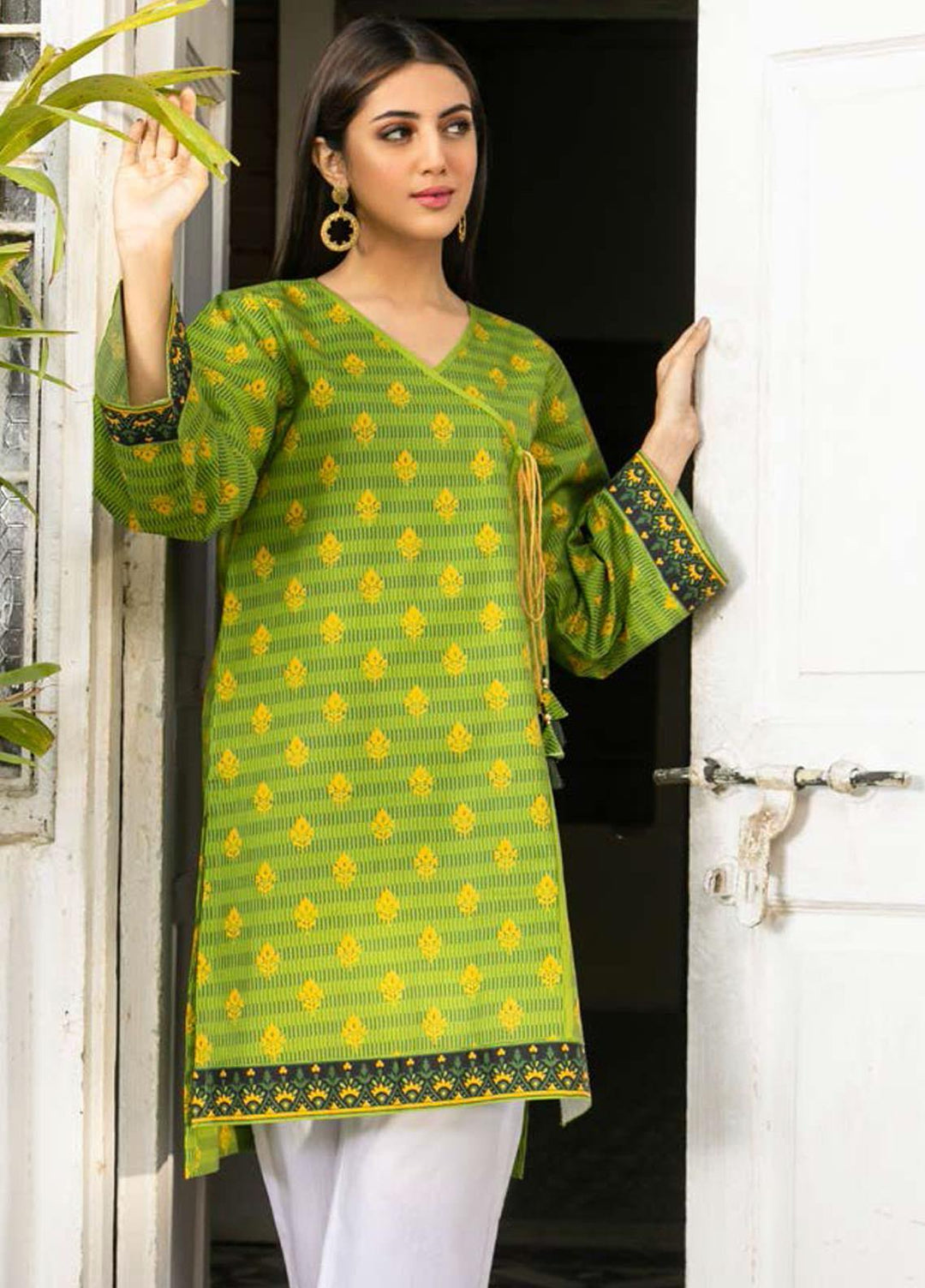 Guftagu by Orient Textiles Printed Lawn  Unstitched Kurties OT21G D-081-Green - Festive Collection